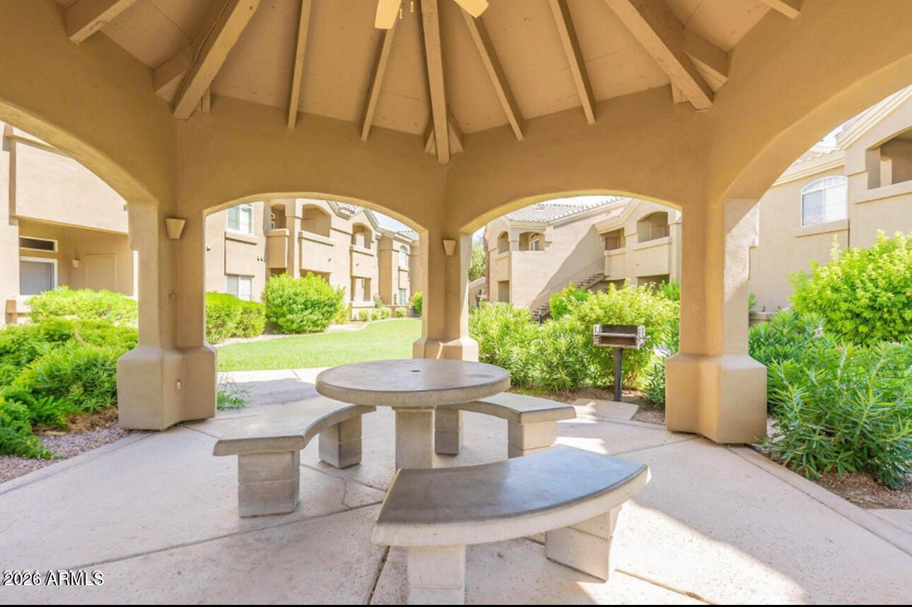 5335 E Shea Boulevard 1042