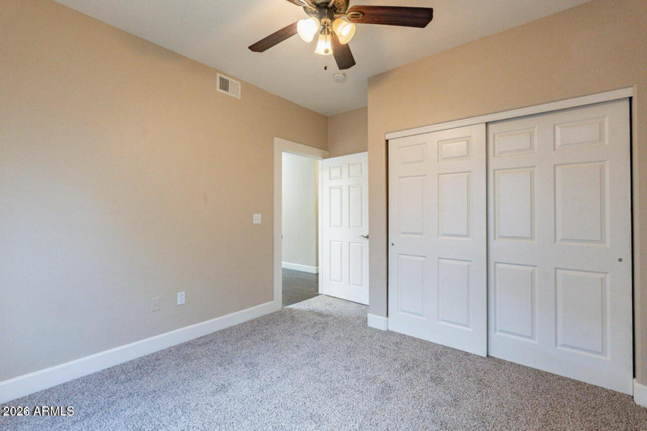 5335 E Shea Boulevard 1042