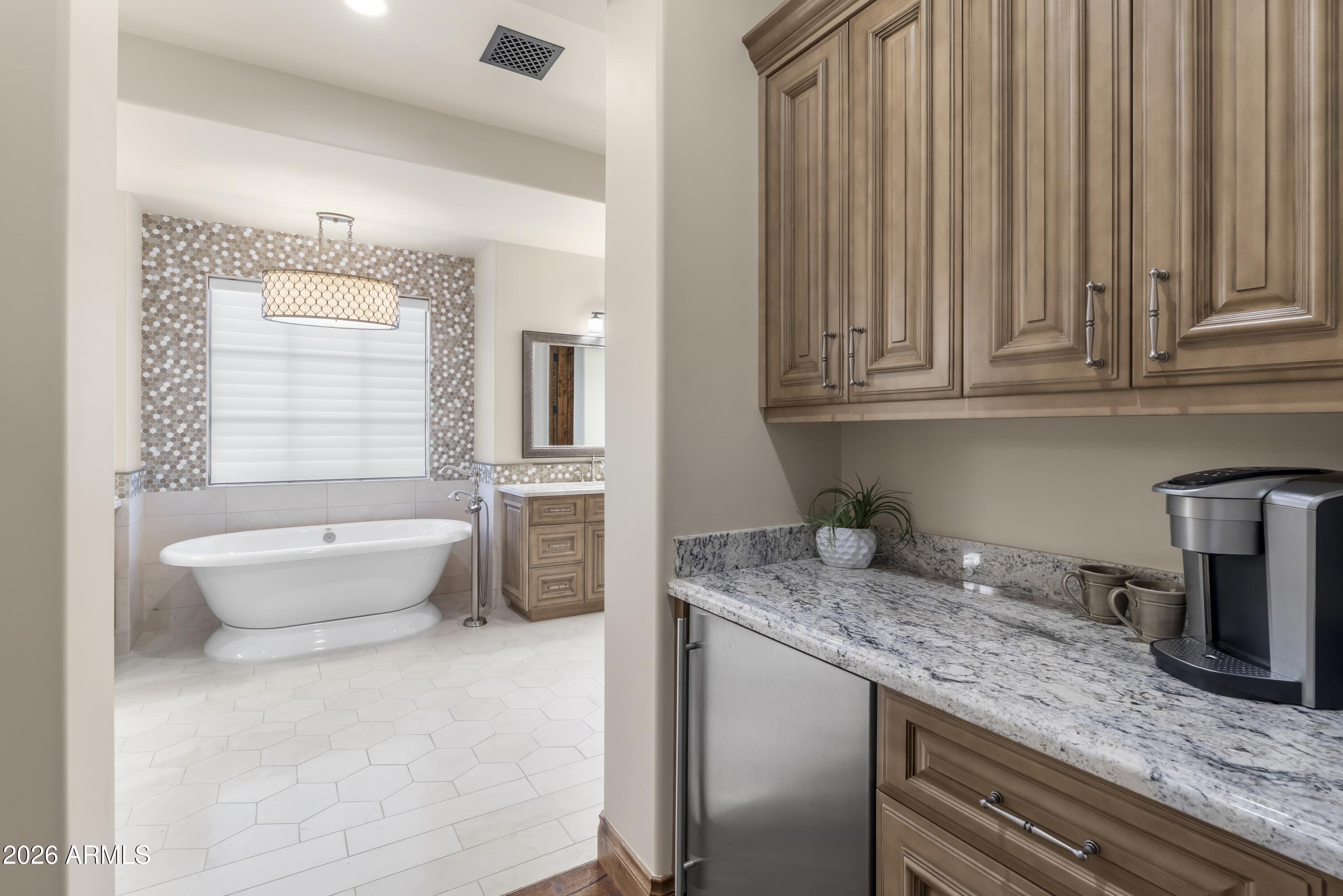 21580 N 81ST Street 6