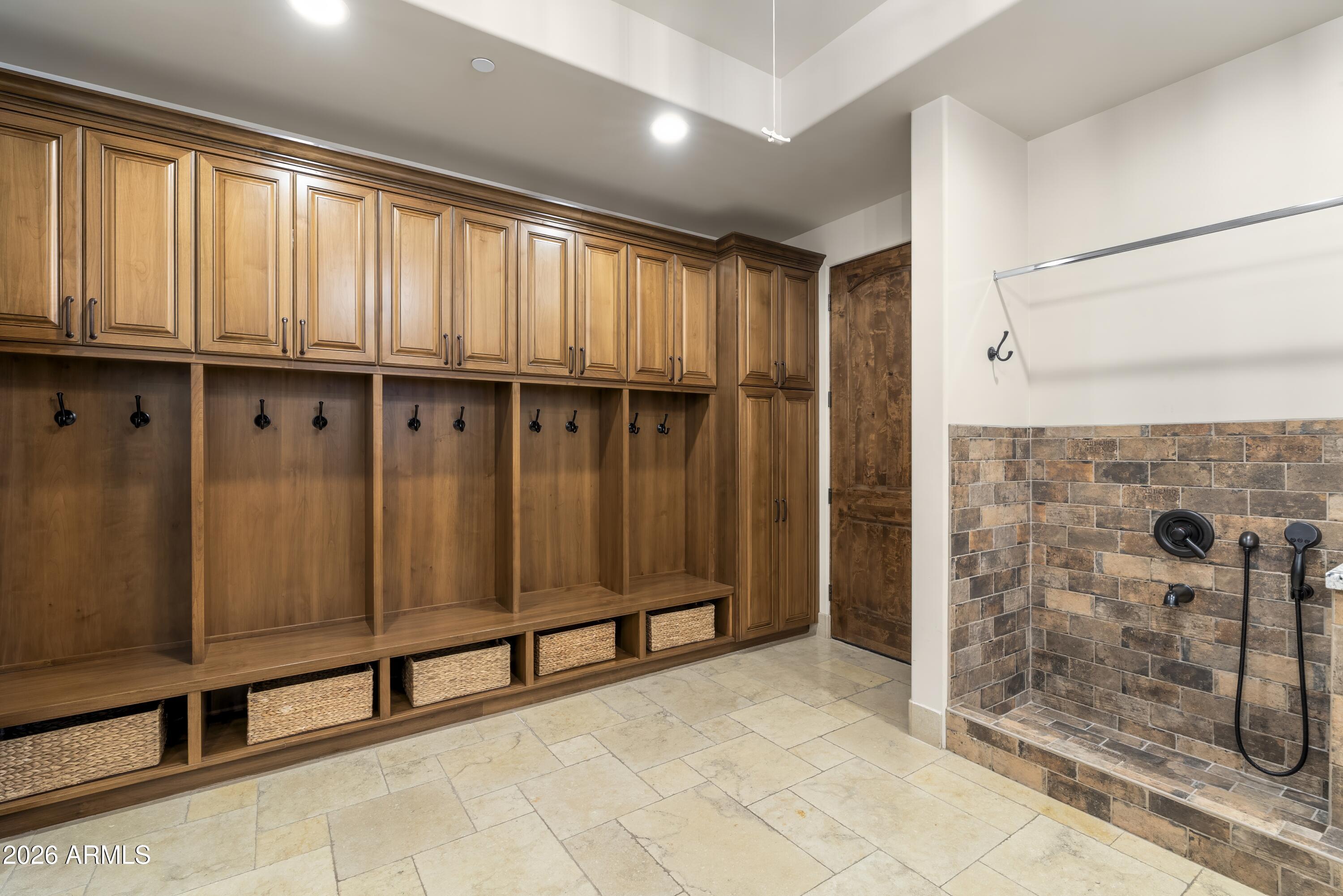 21580 N 81ST Street 6