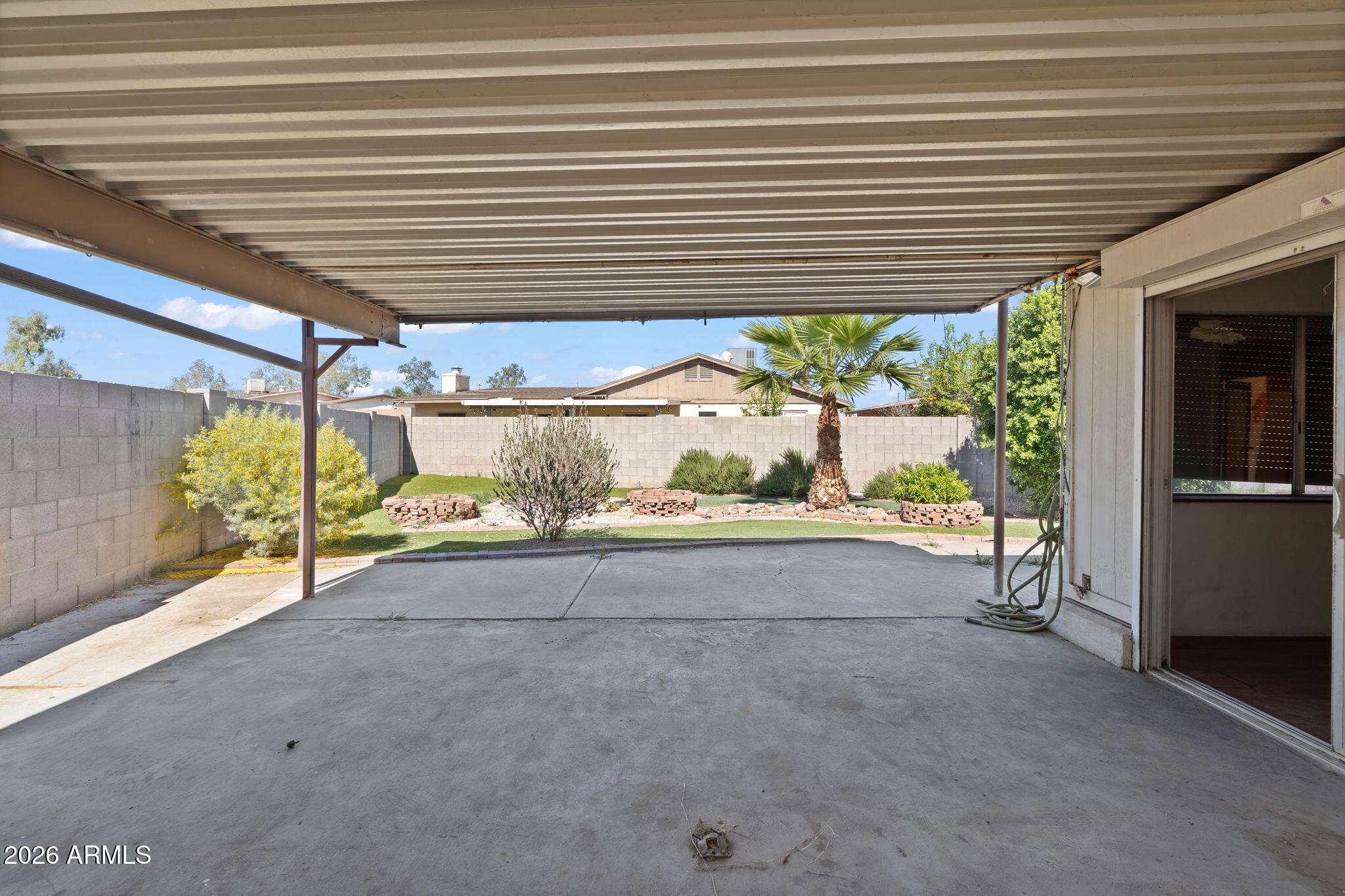 2762 W JACINTO Circle