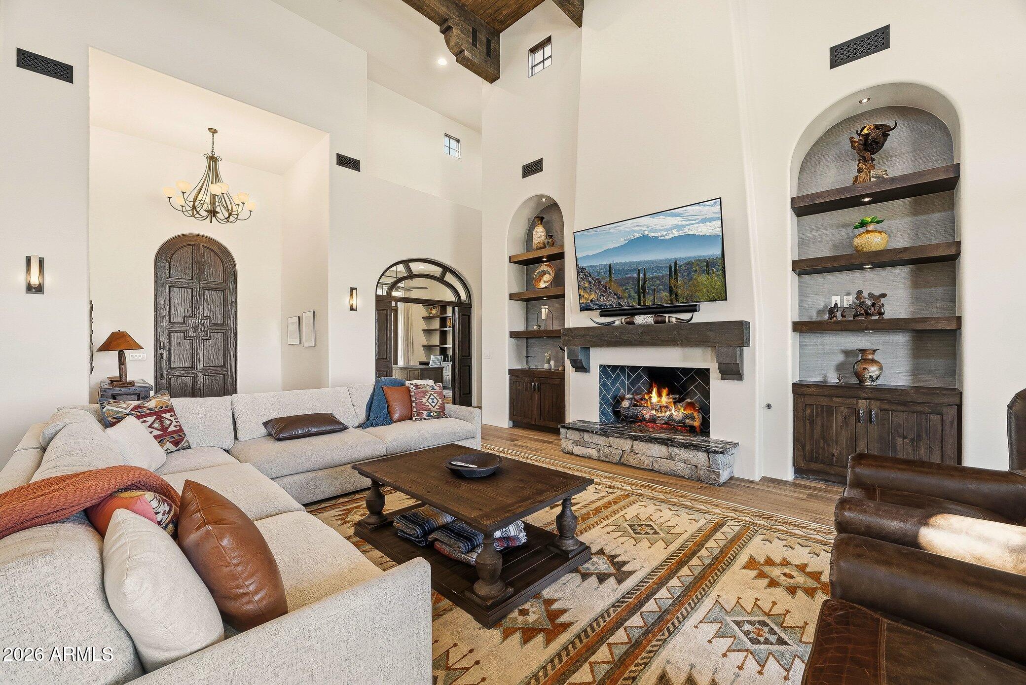 10489 E GREYTHORN Drive