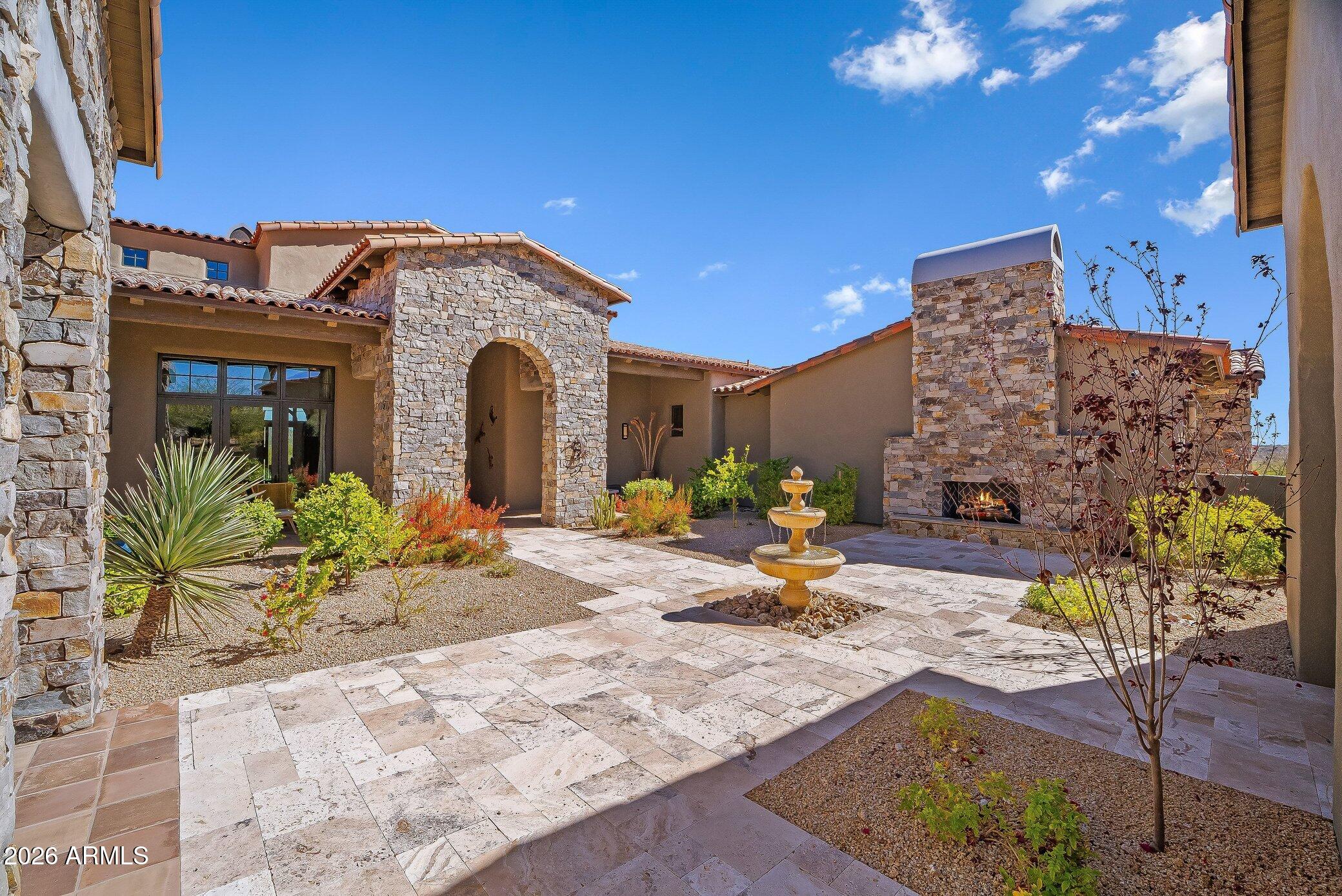 10489 E GREYTHORN Drive