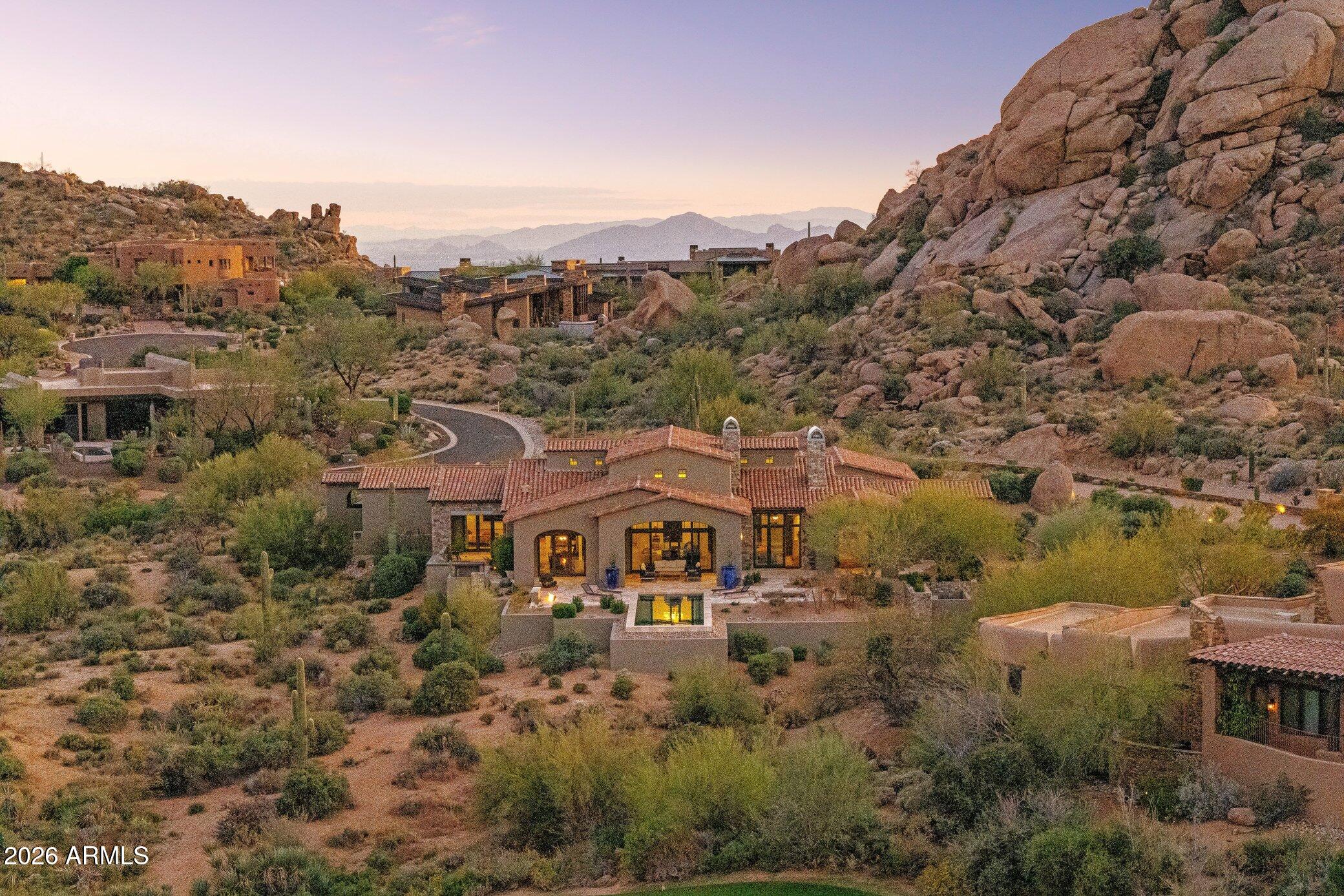 10489 E GREYTHORN Drive