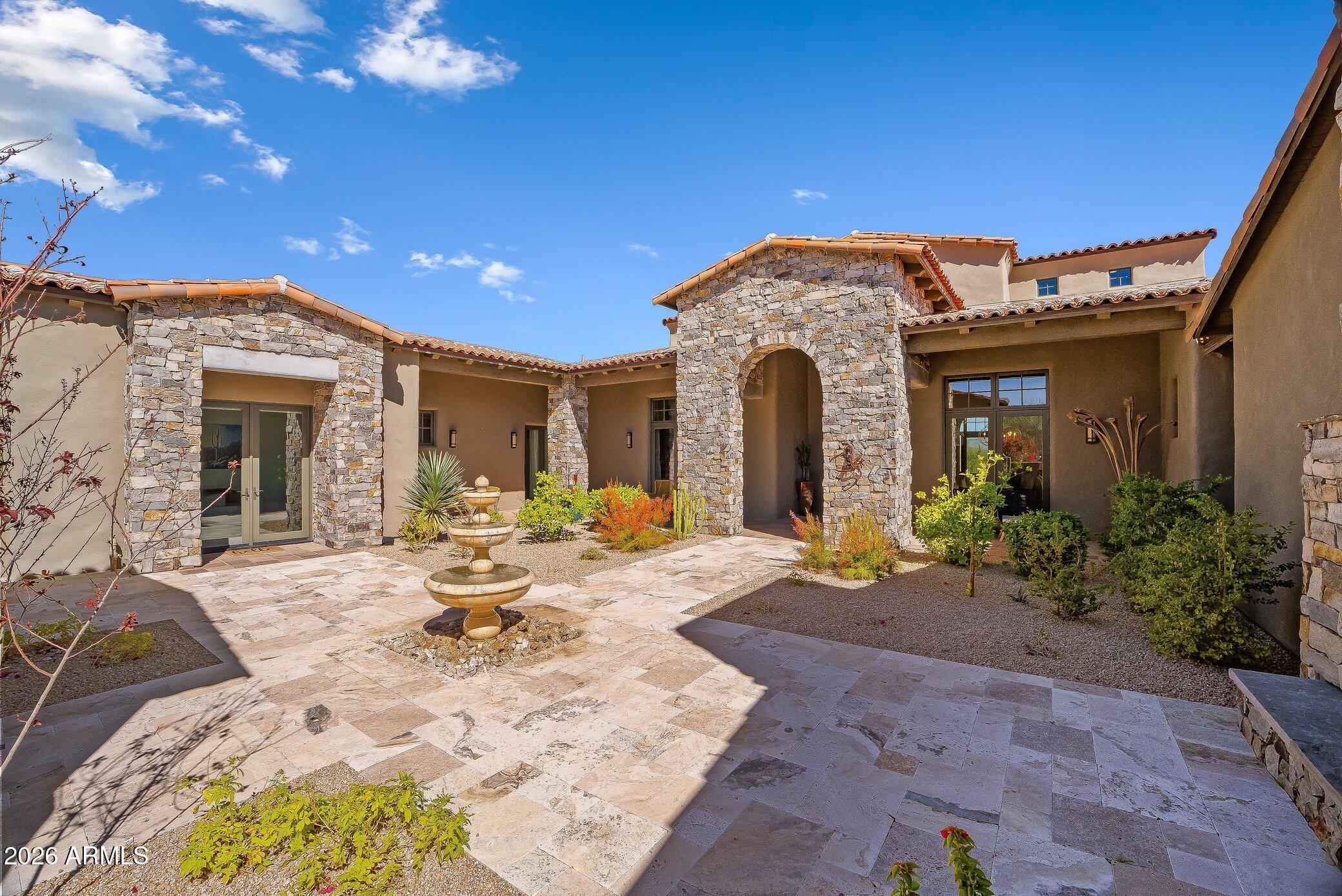 10489 E GREYTHORN Drive