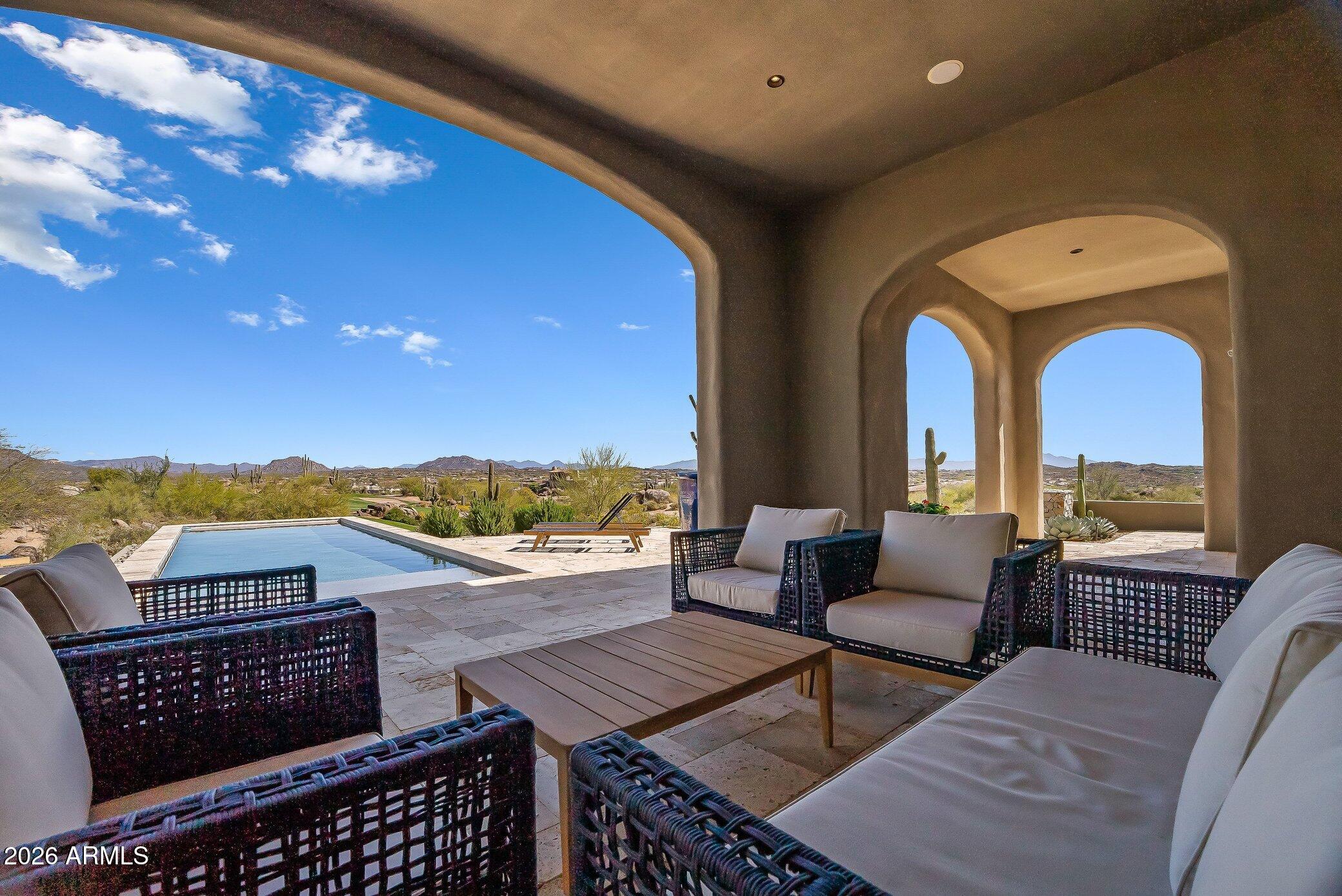 10489 E GREYTHORN Drive