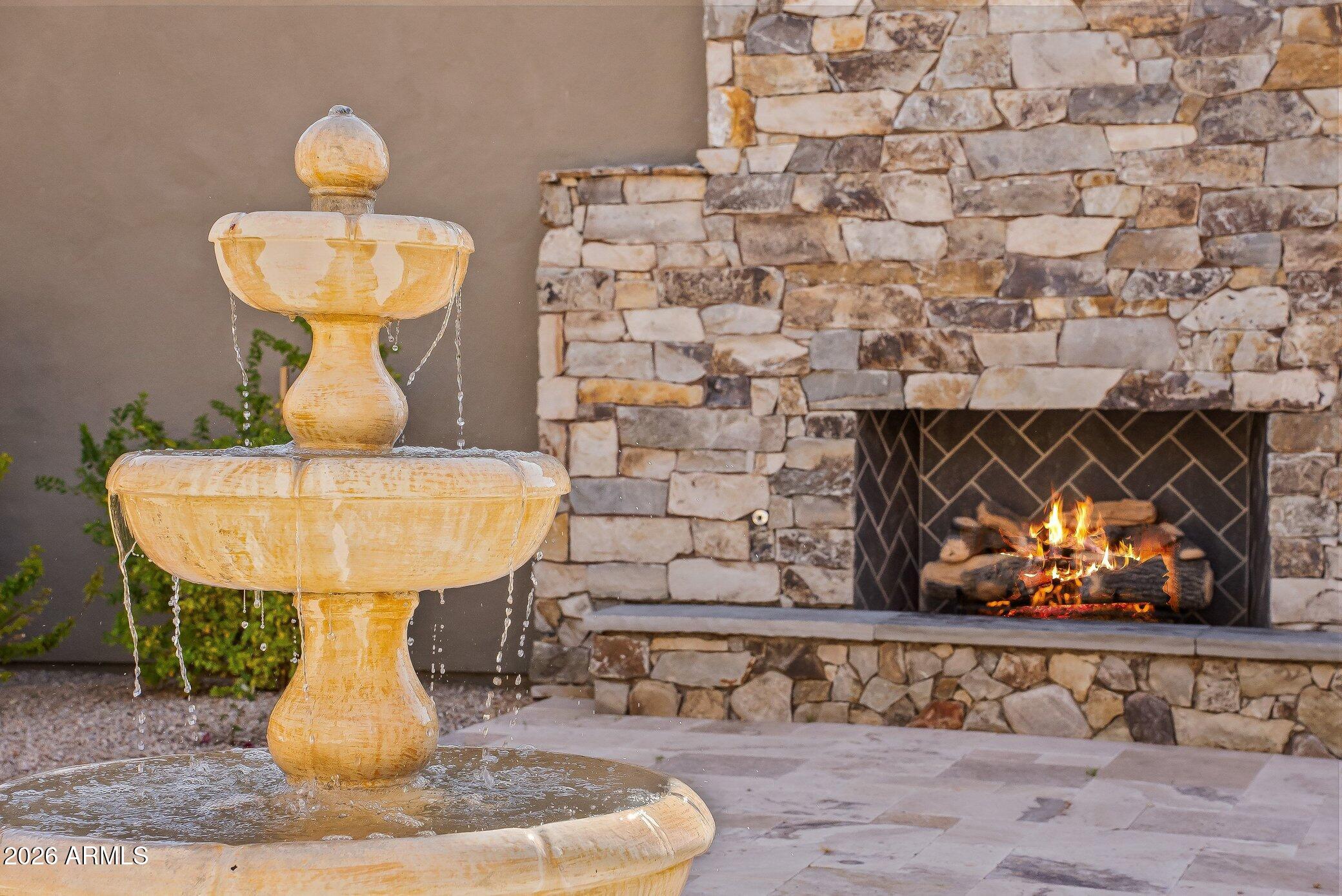 10489 E GREYTHORN Drive