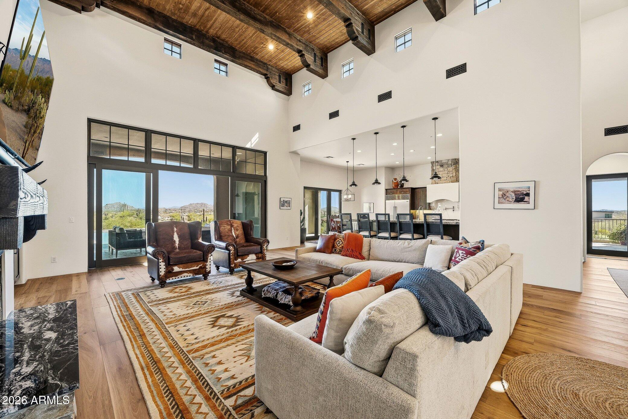 10489 E GREYTHORN Drive