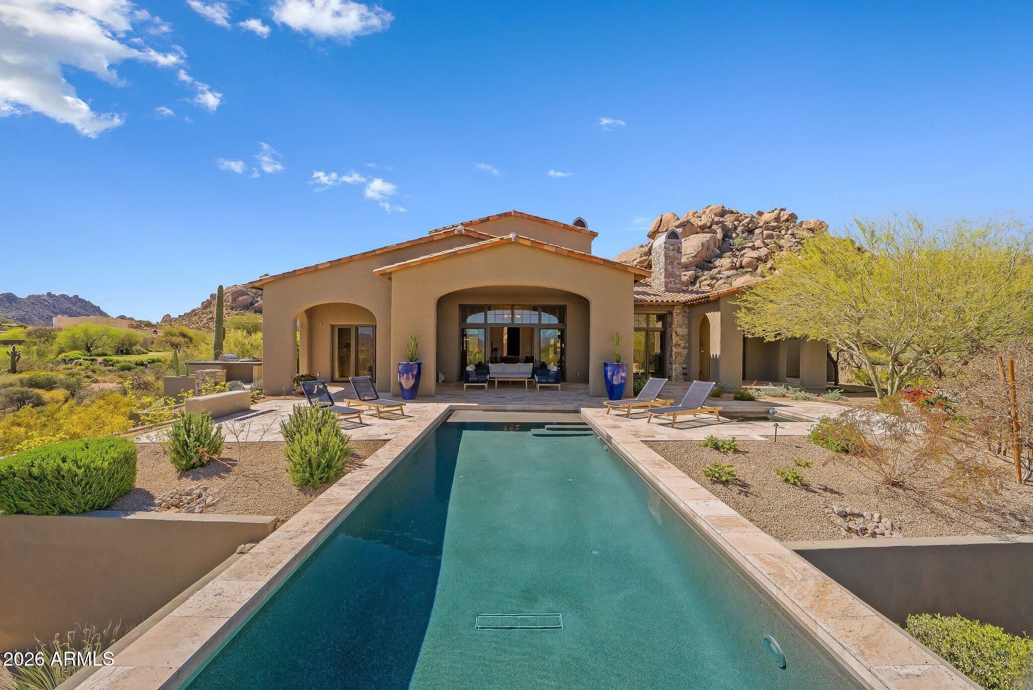 10489 E GREYTHORN Drive