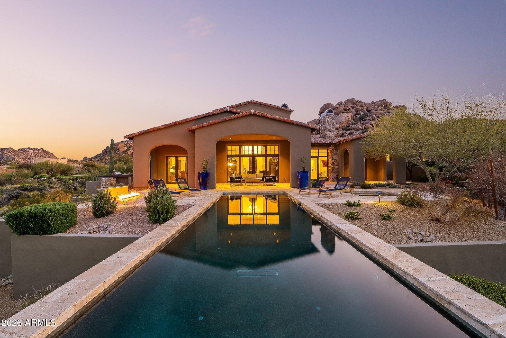 10489 E GREYTHORN Drive