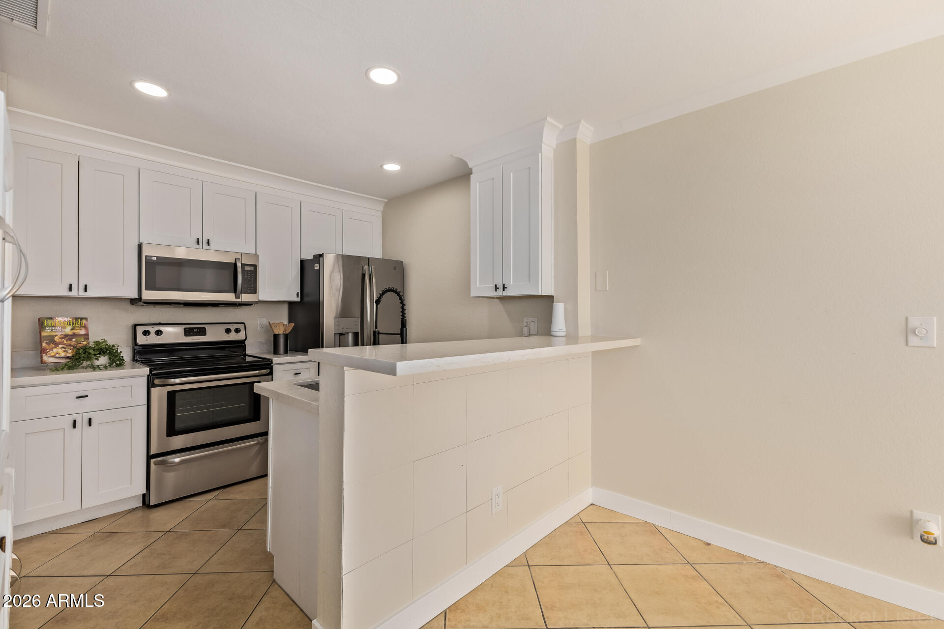 510 N ALMA SCHOOL Road 145