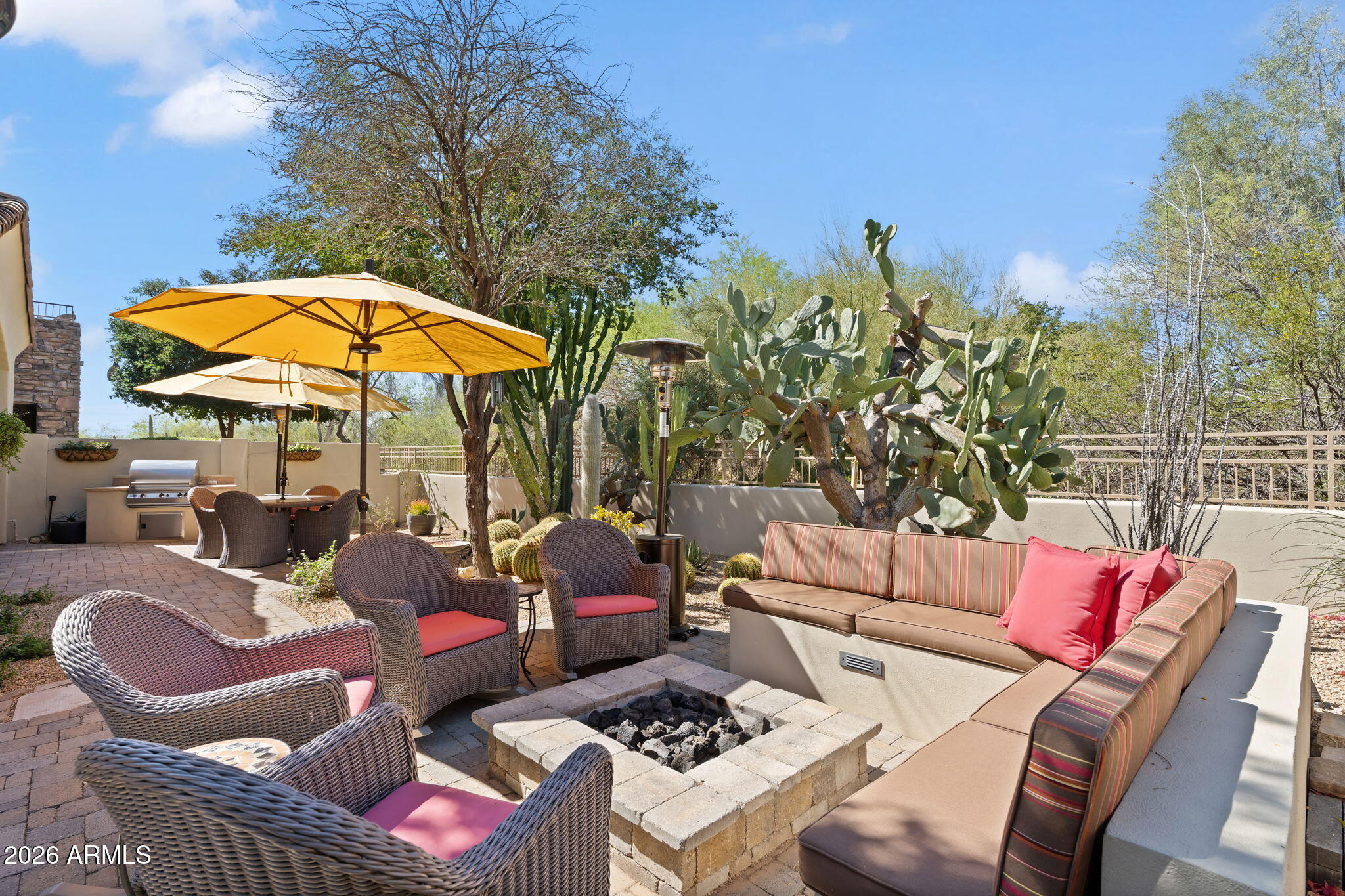 19550 N GRAYHAWK Drive 1141