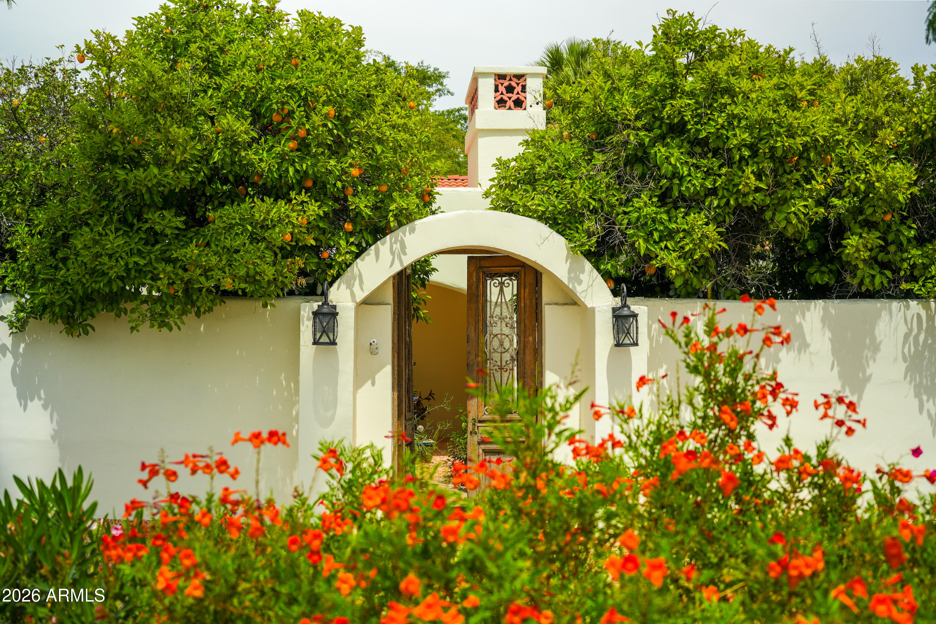 20 E BETHANY HOME Road