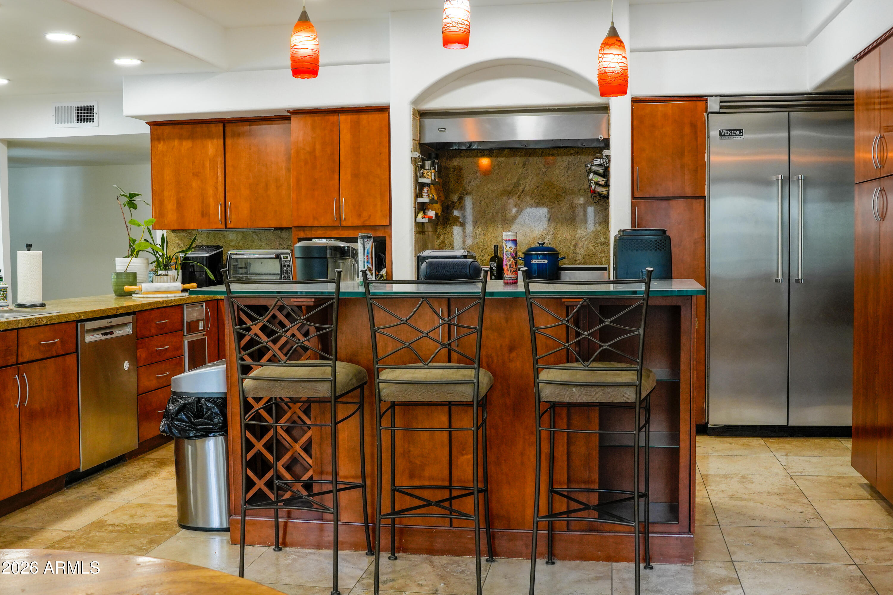 20 E BETHANY HOME Road