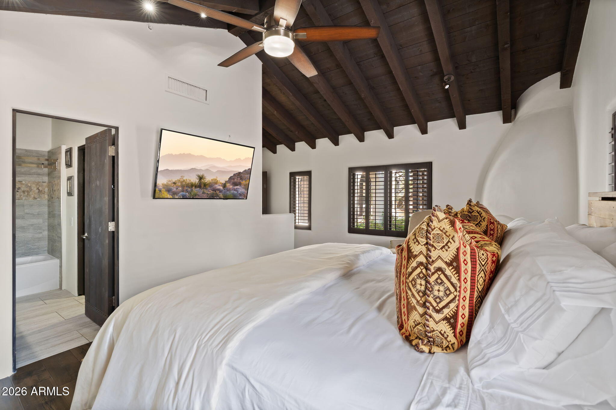 6825 E PINNACLE VISTA Drive