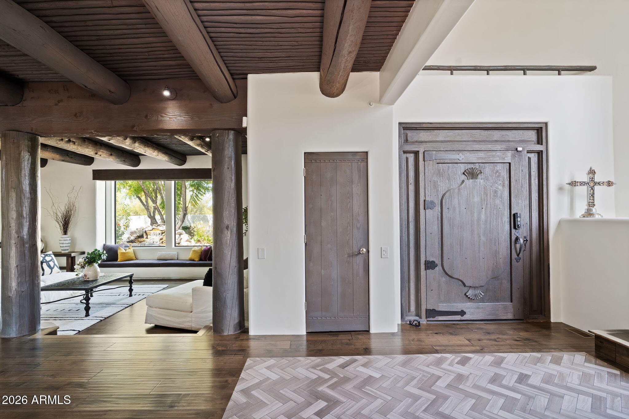 6825 E PINNACLE VISTA Drive