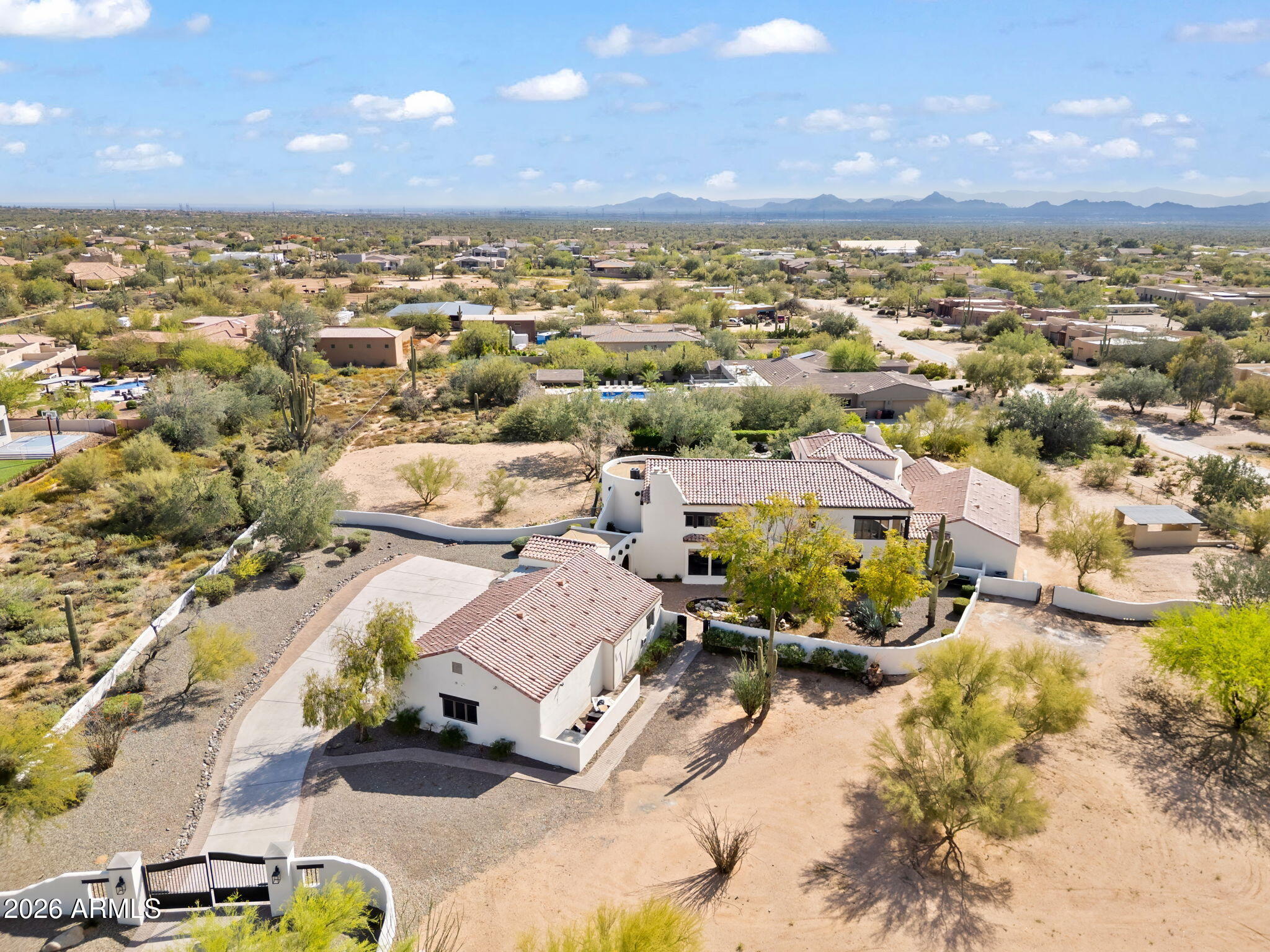 6825 E PINNACLE VISTA Drive