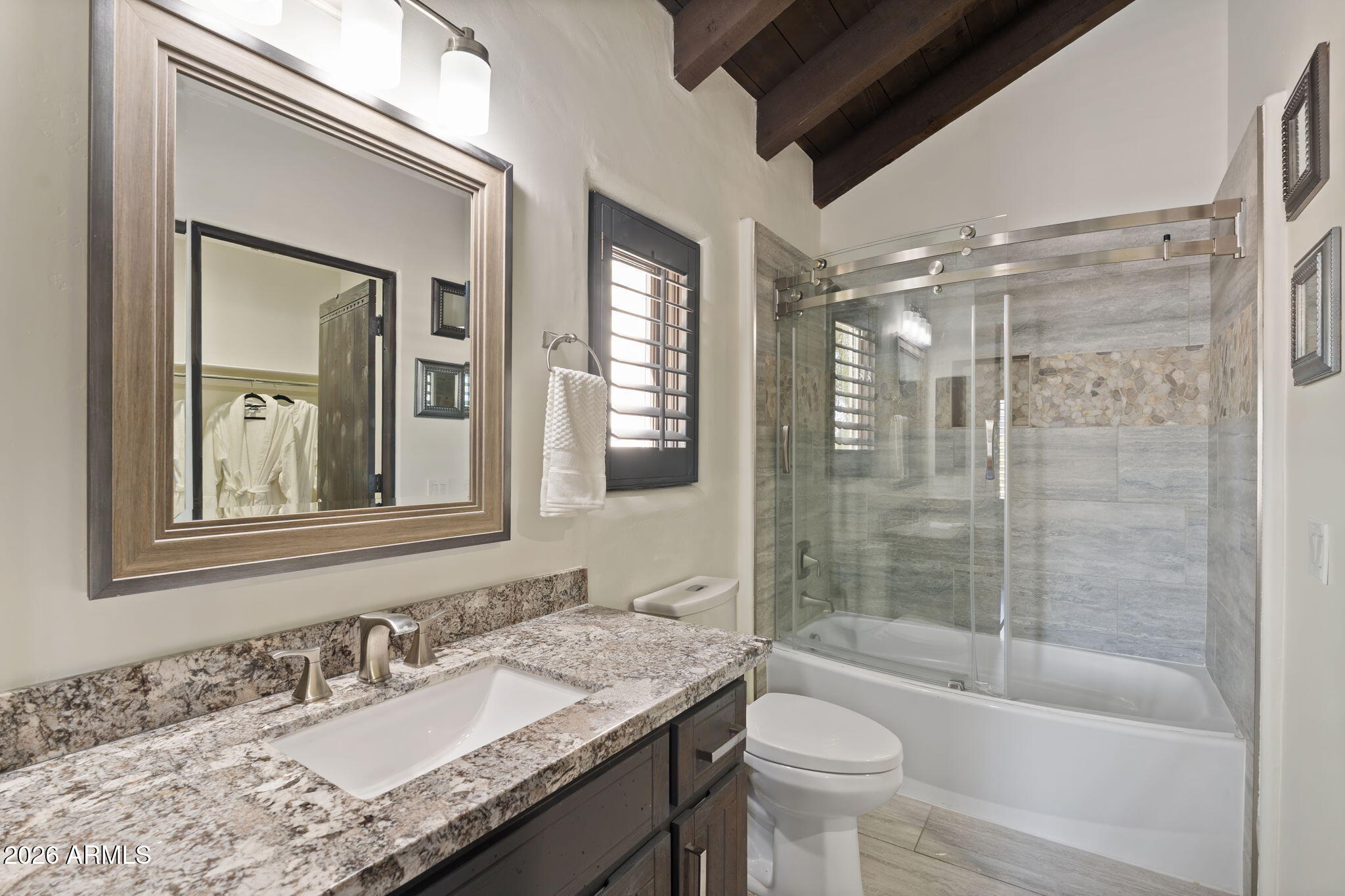 6825 E PINNACLE VISTA Drive