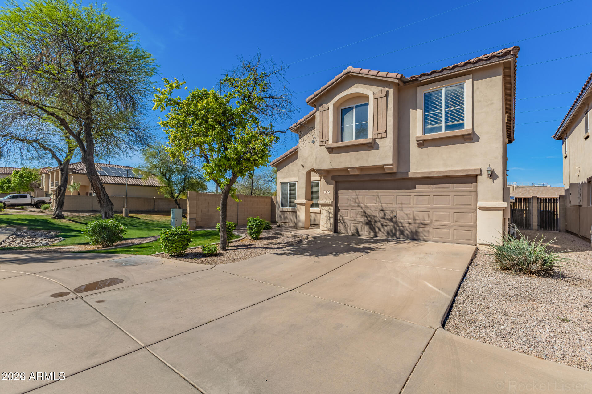 602 E COLT Court