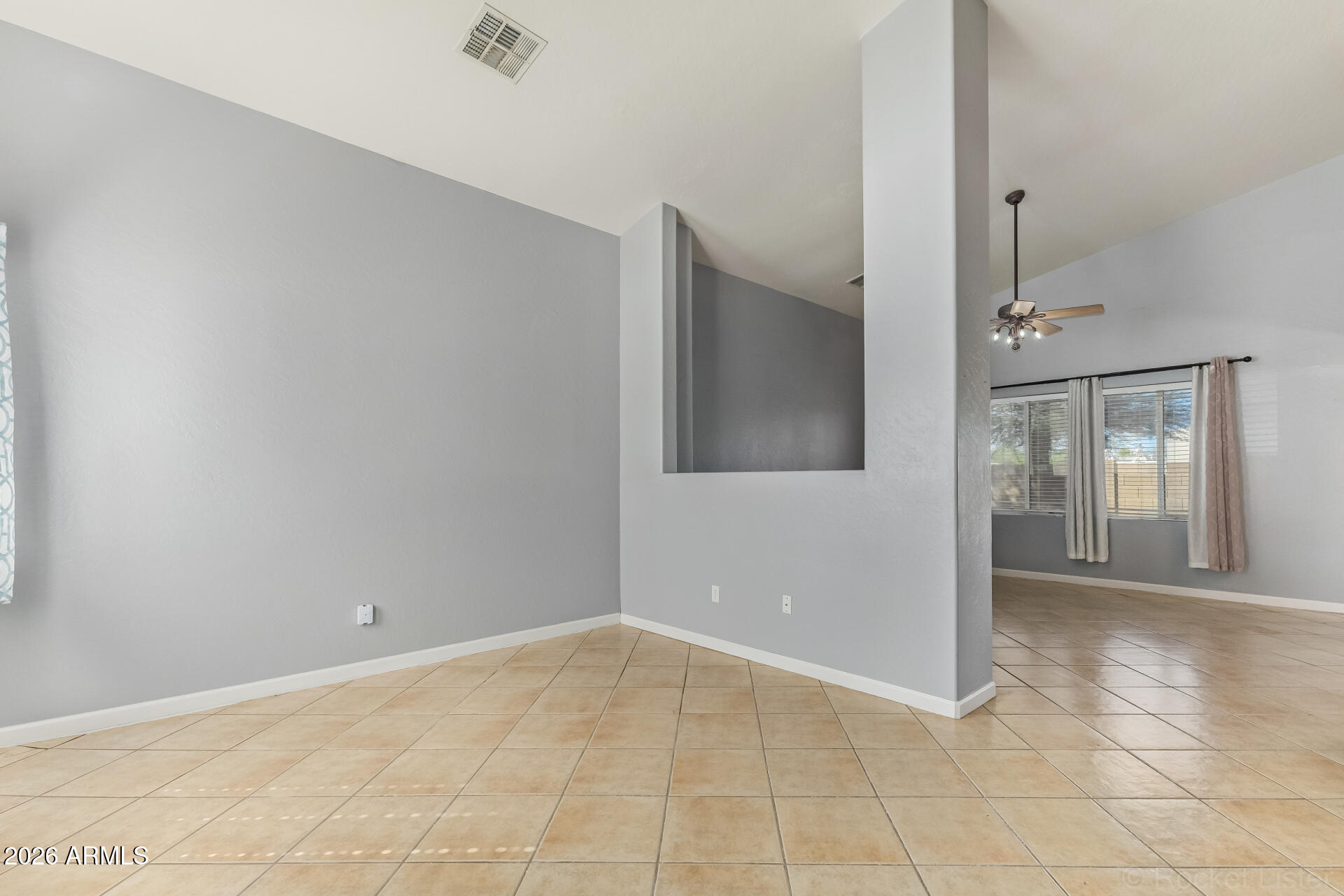 602 E COLT Court