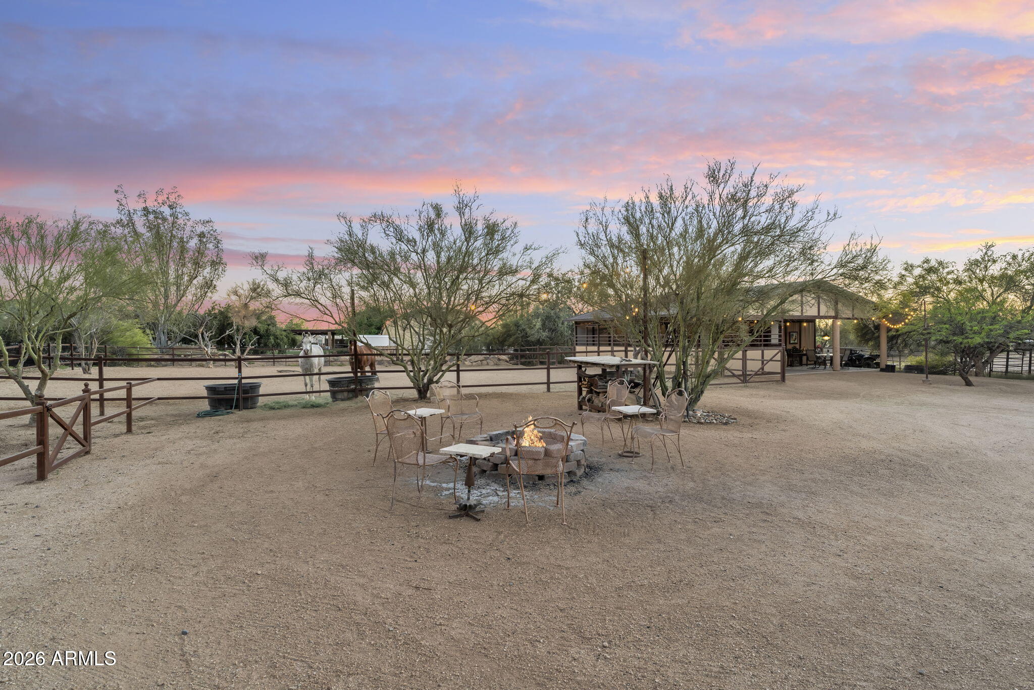 5731 E WINDSTONE Trail