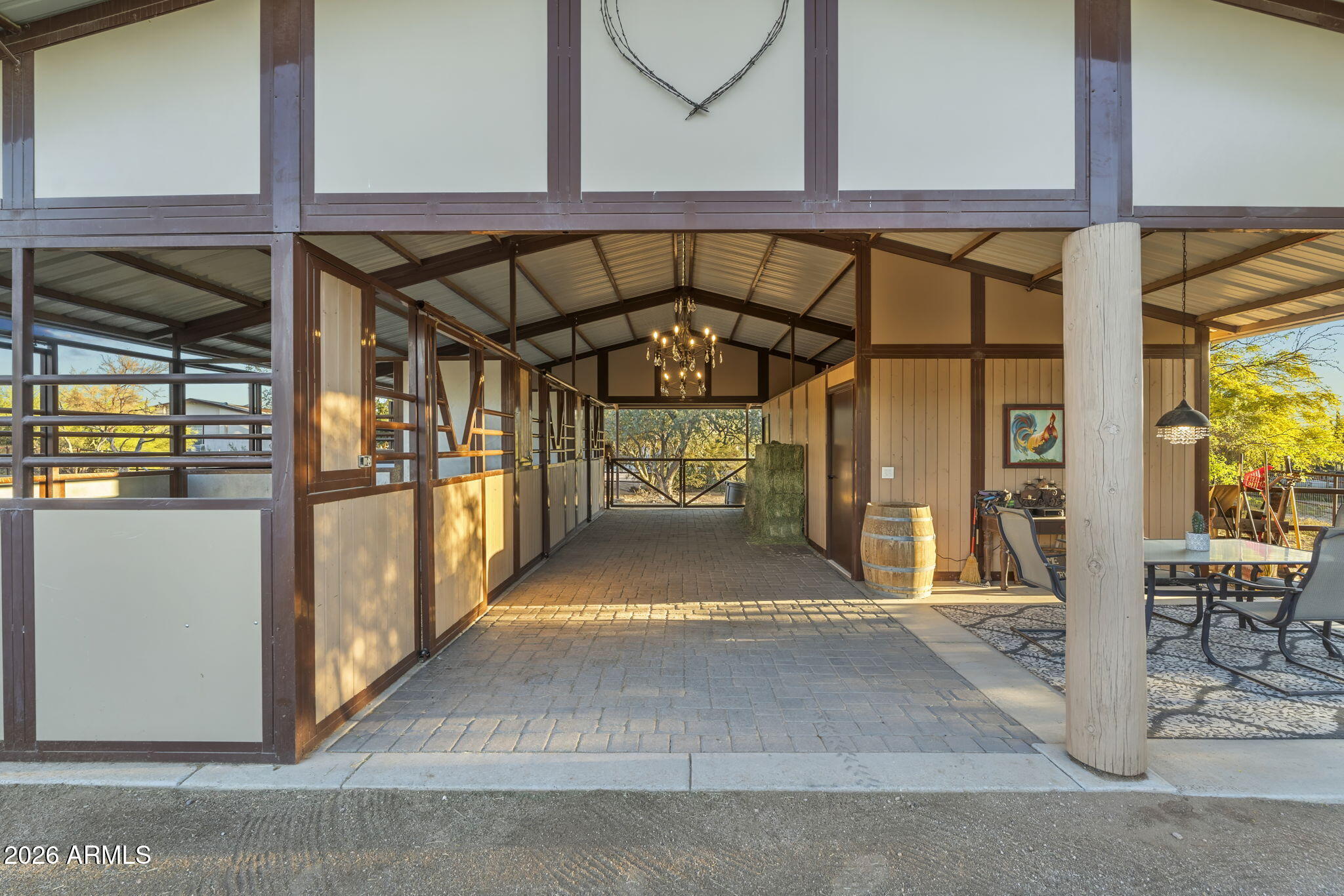 5731 E WINDSTONE Trail