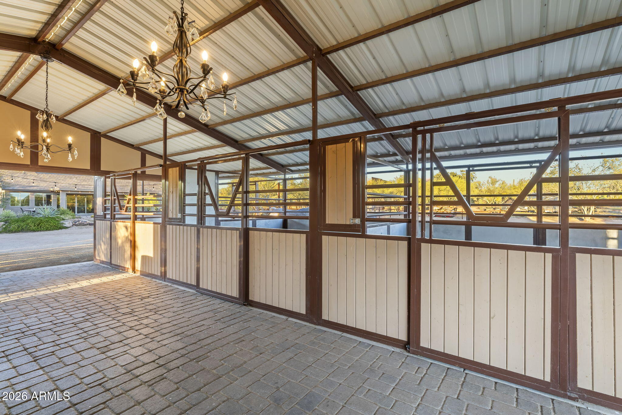 5731 E WINDSTONE Trail