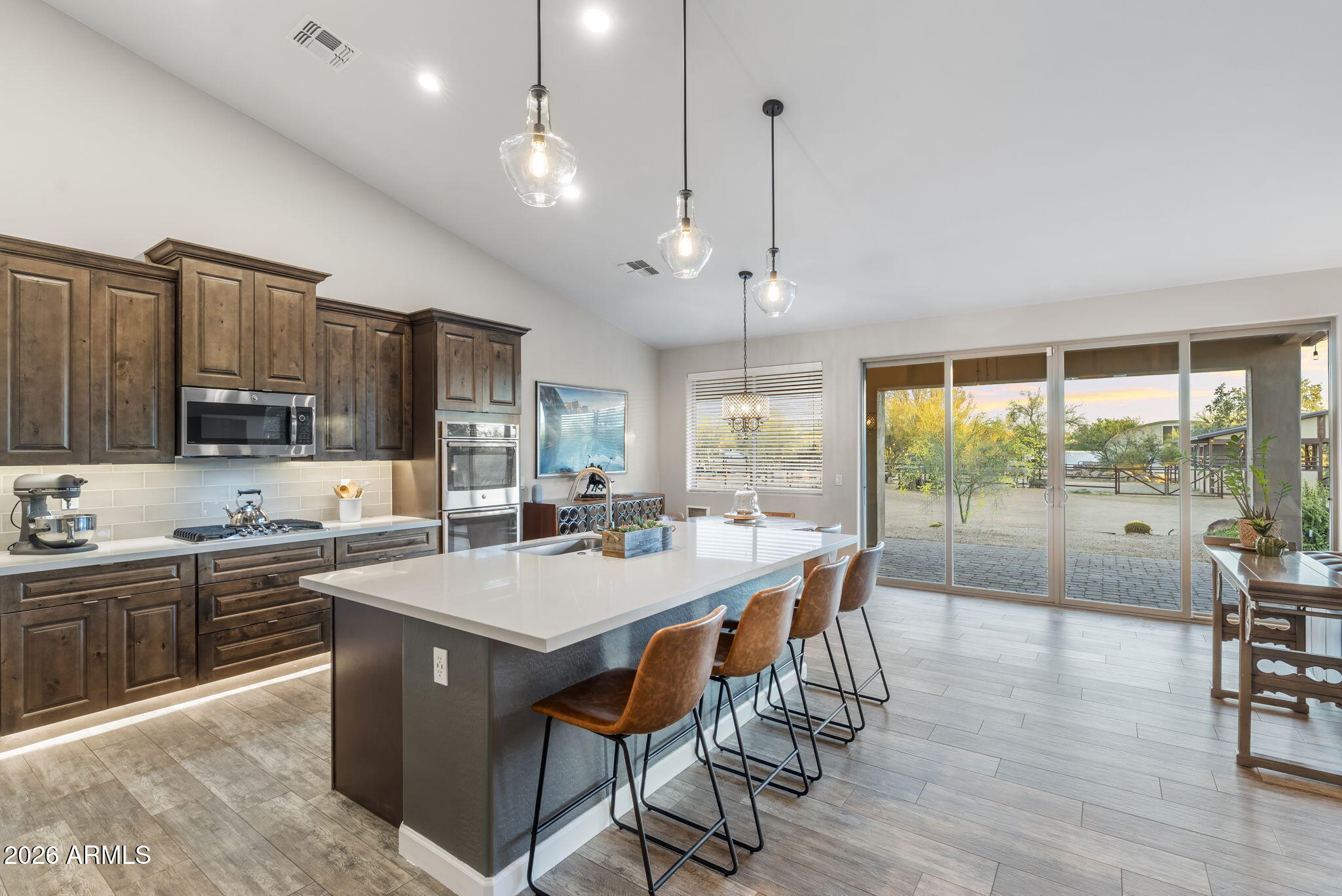 5731 E WINDSTONE Trail