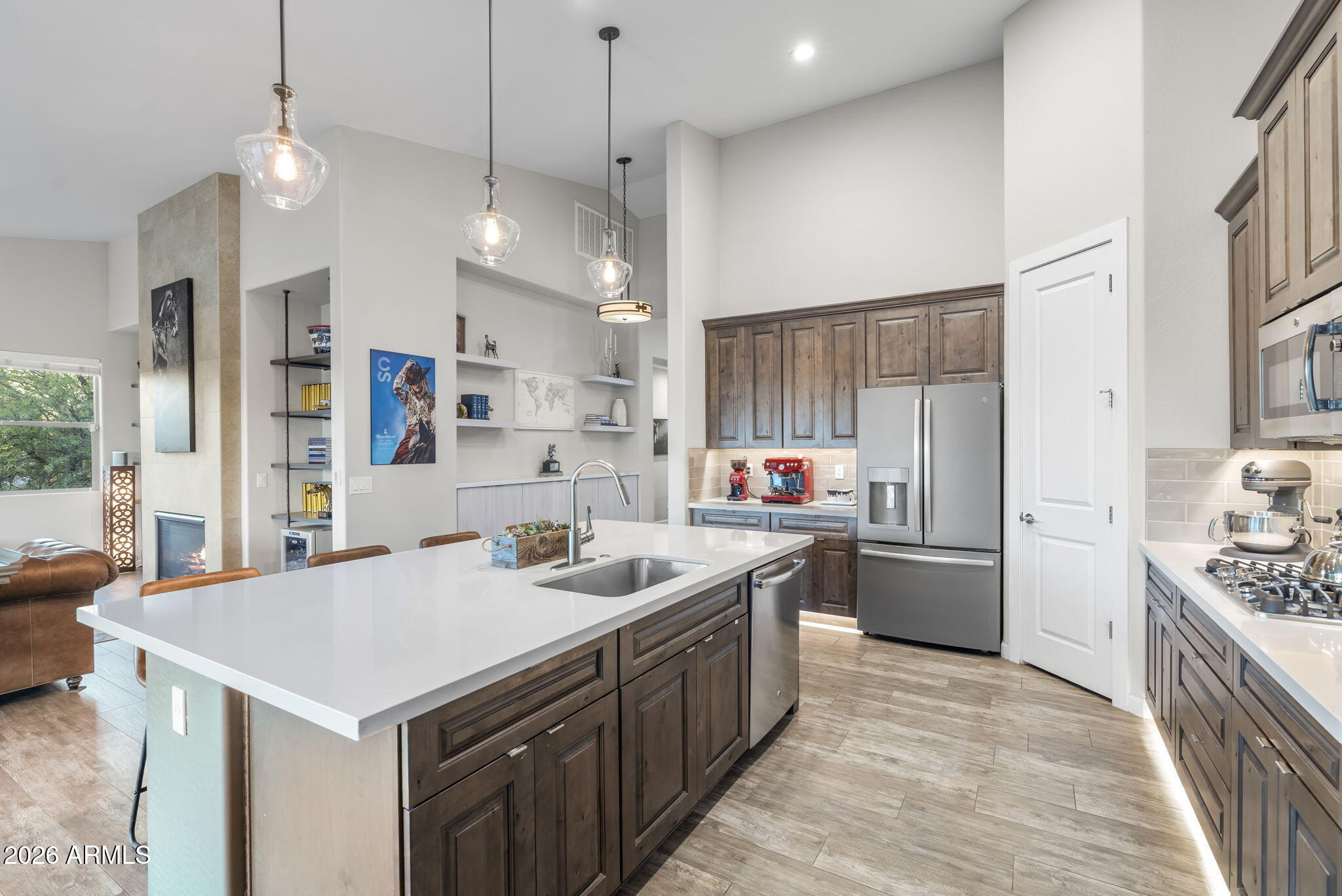 5731 E WINDSTONE Trail