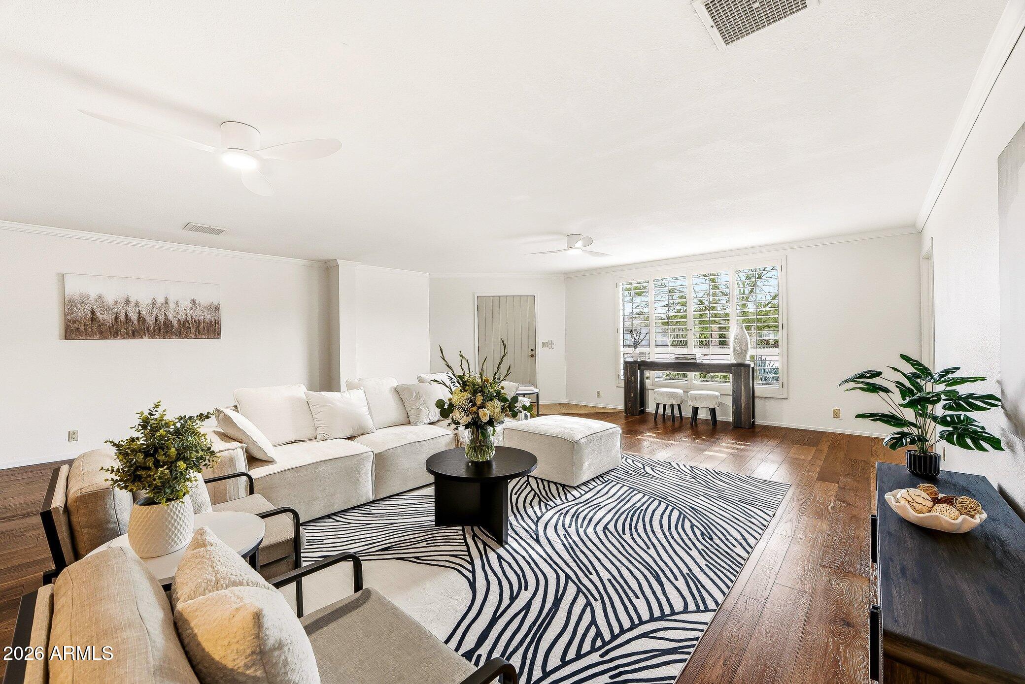 7513 N VIA DE MANANA