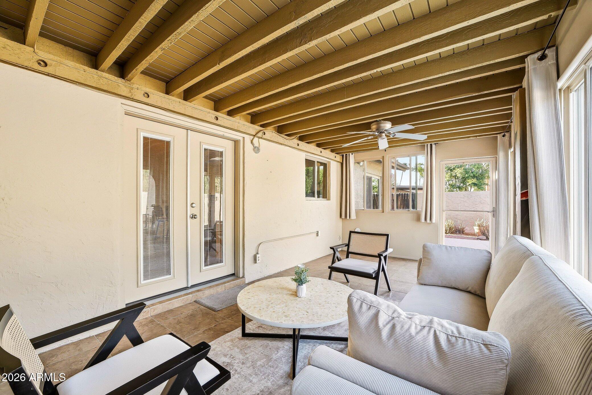 7513 N VIA DE MANANA