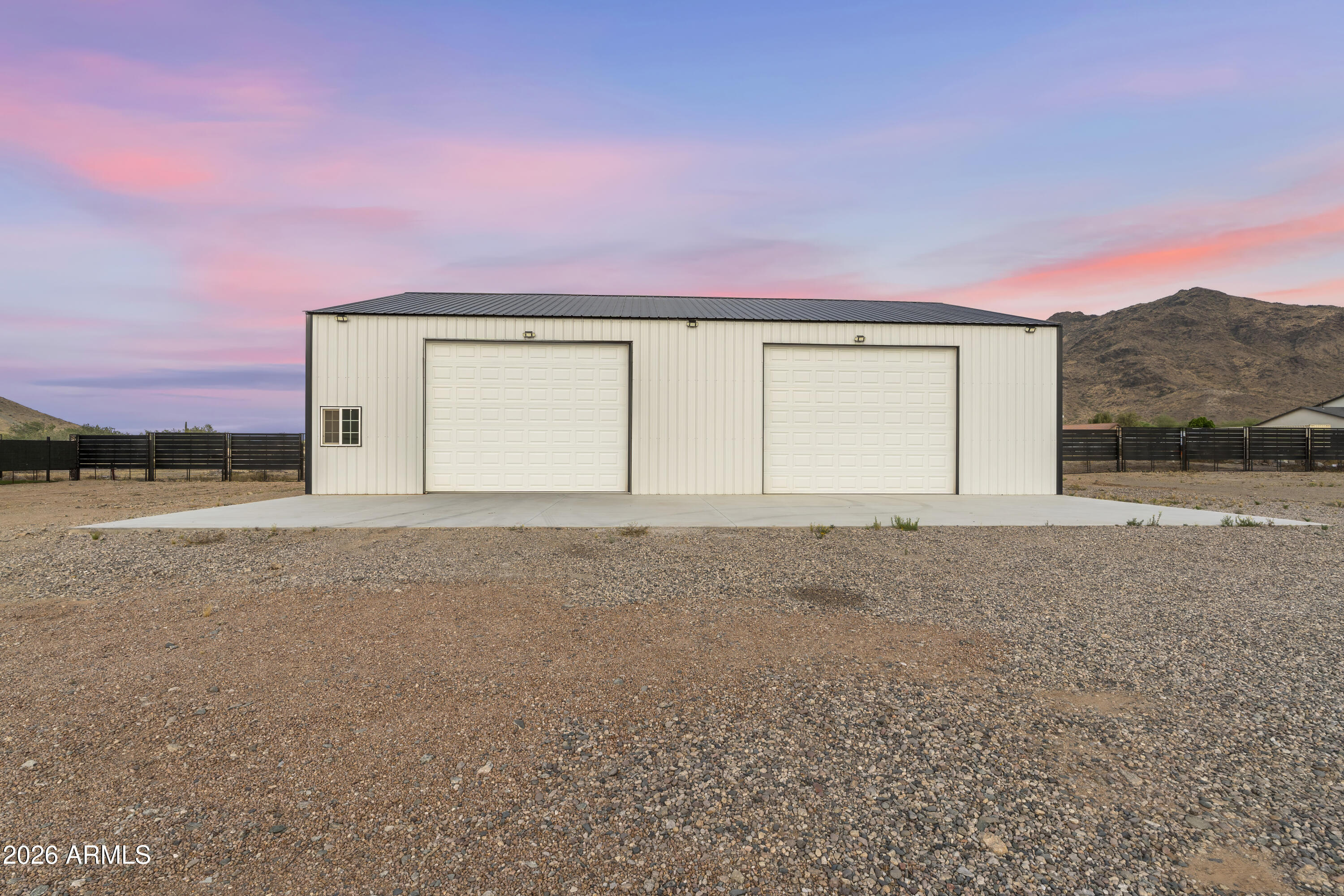 11209 S 39th Lane
