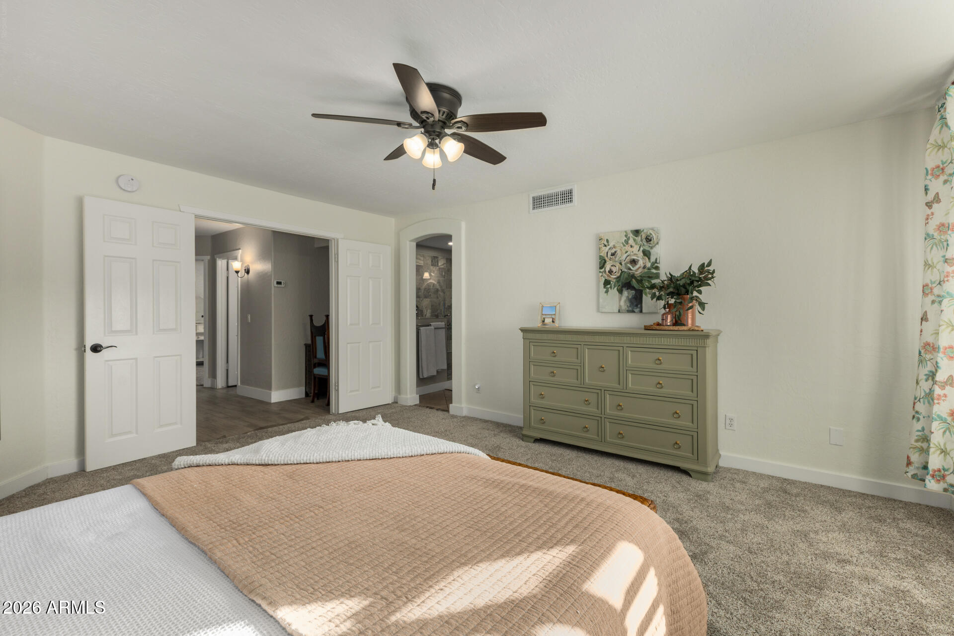 3201 S HORIZON Place