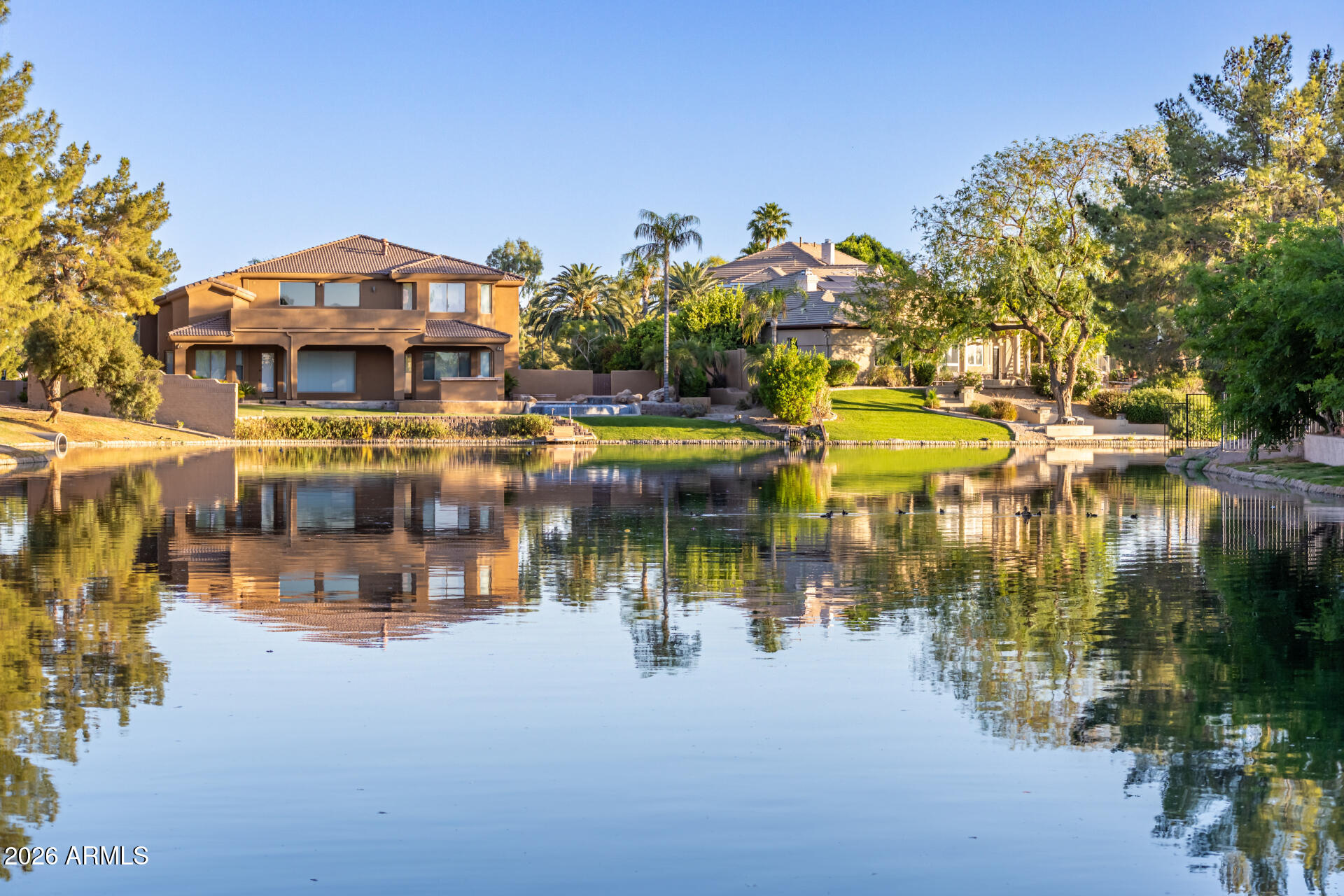 3201 S HORIZON Place