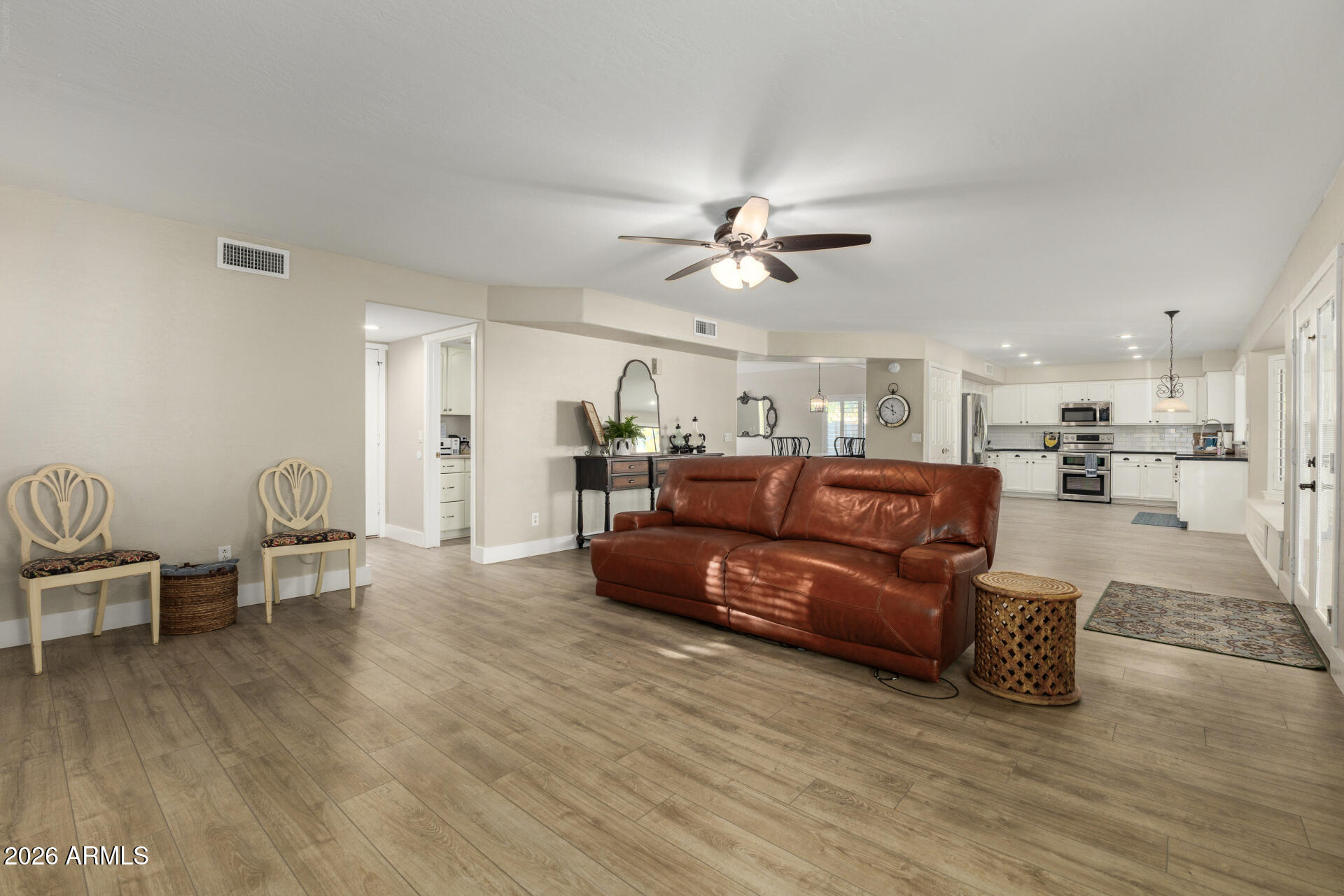 3201 S HORIZON Place