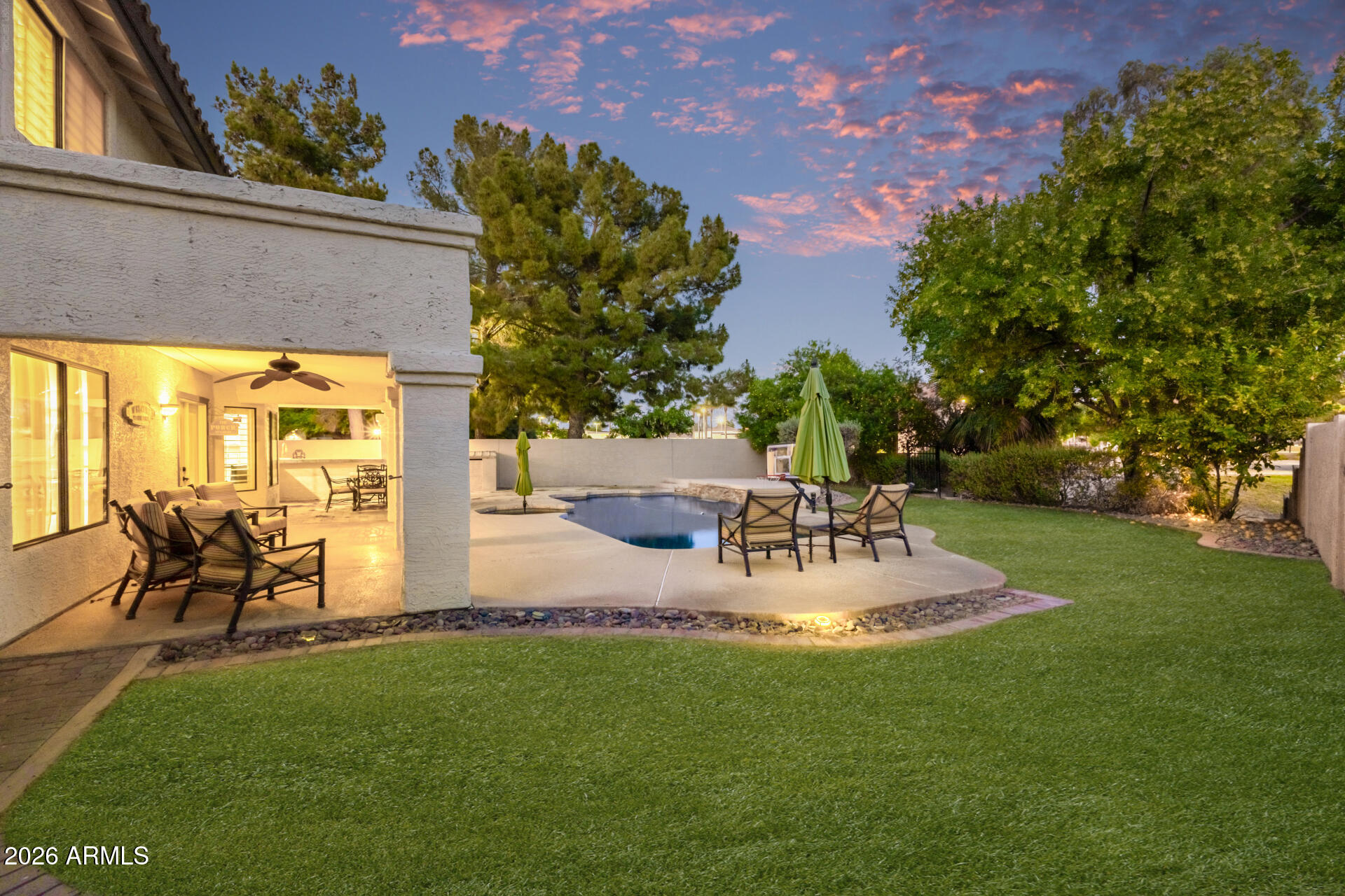 3201 S HORIZON Place