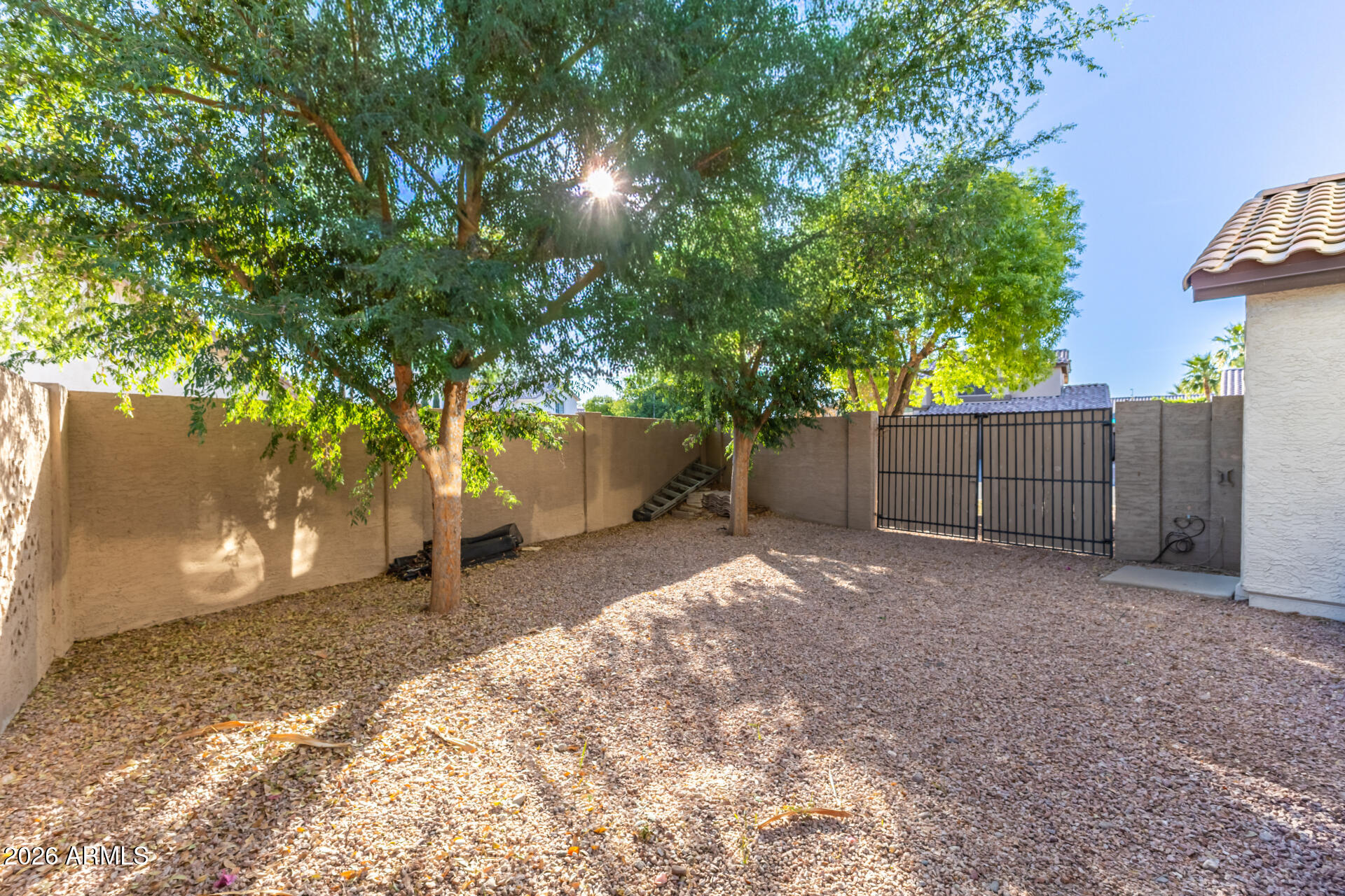 3201 S HORIZON Place