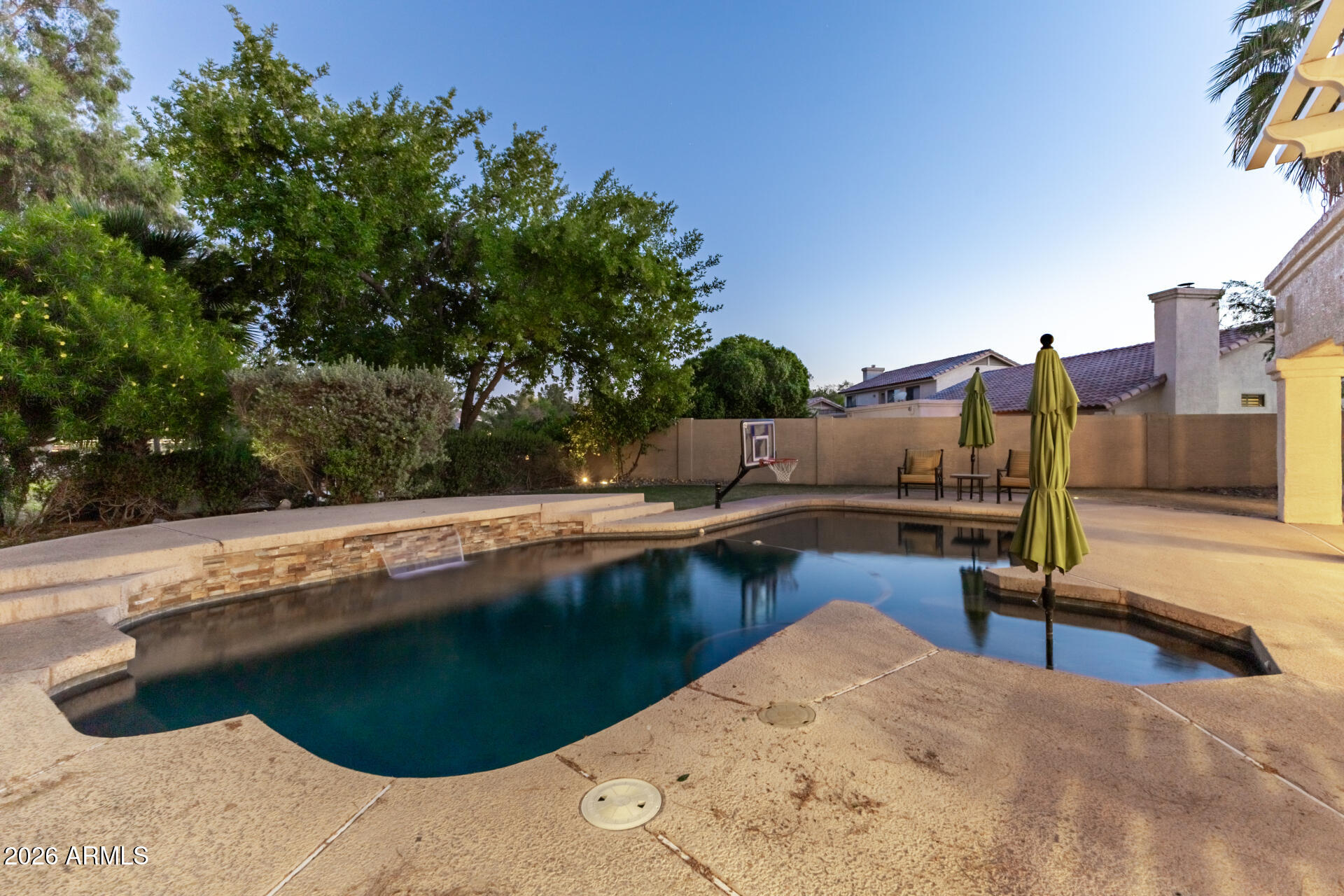 3201 S HORIZON Place