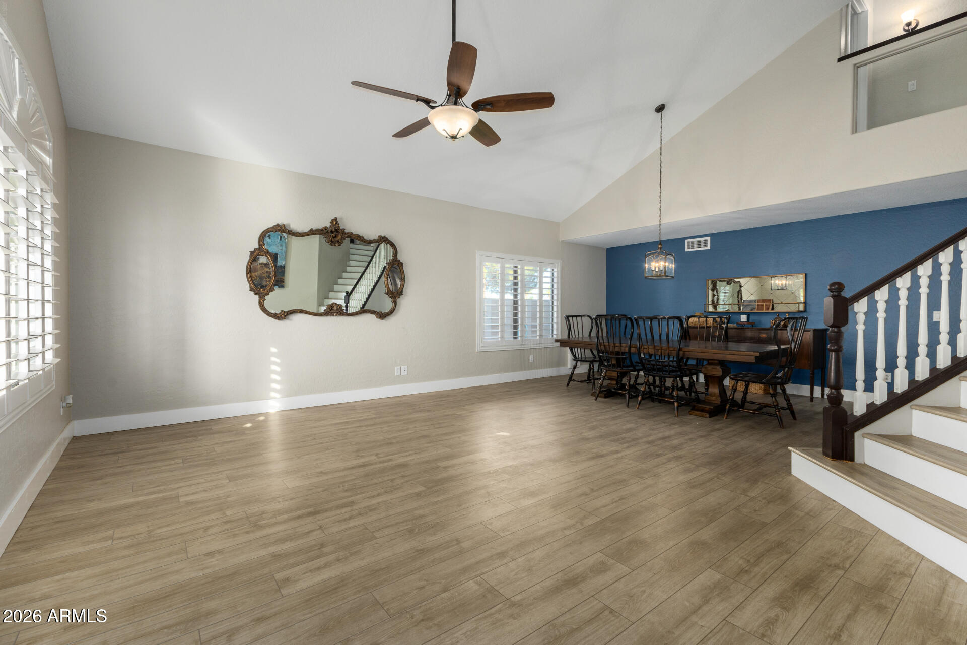 3201 S HORIZON Place