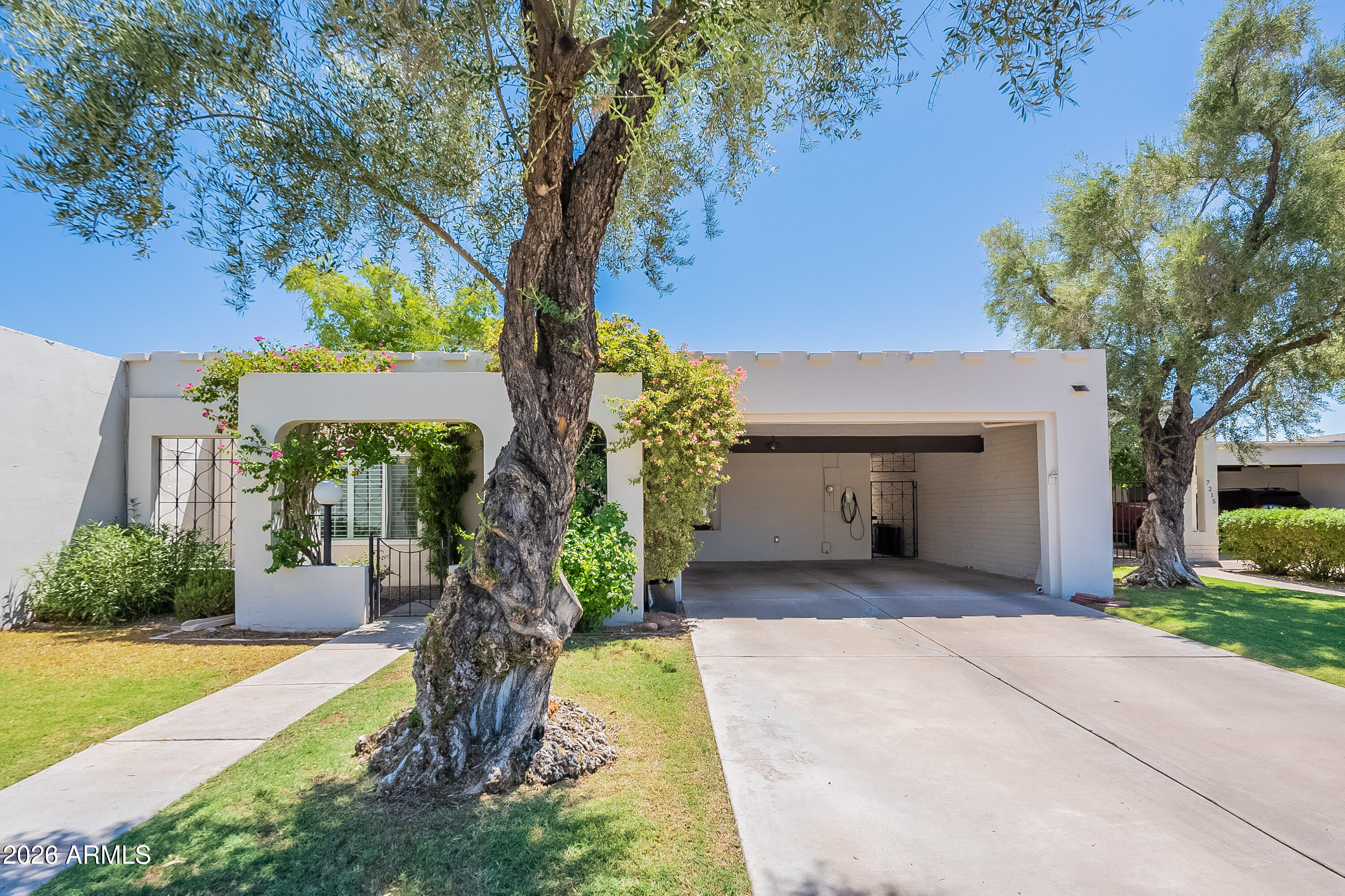 7221 N VIA DE LA MONTANA