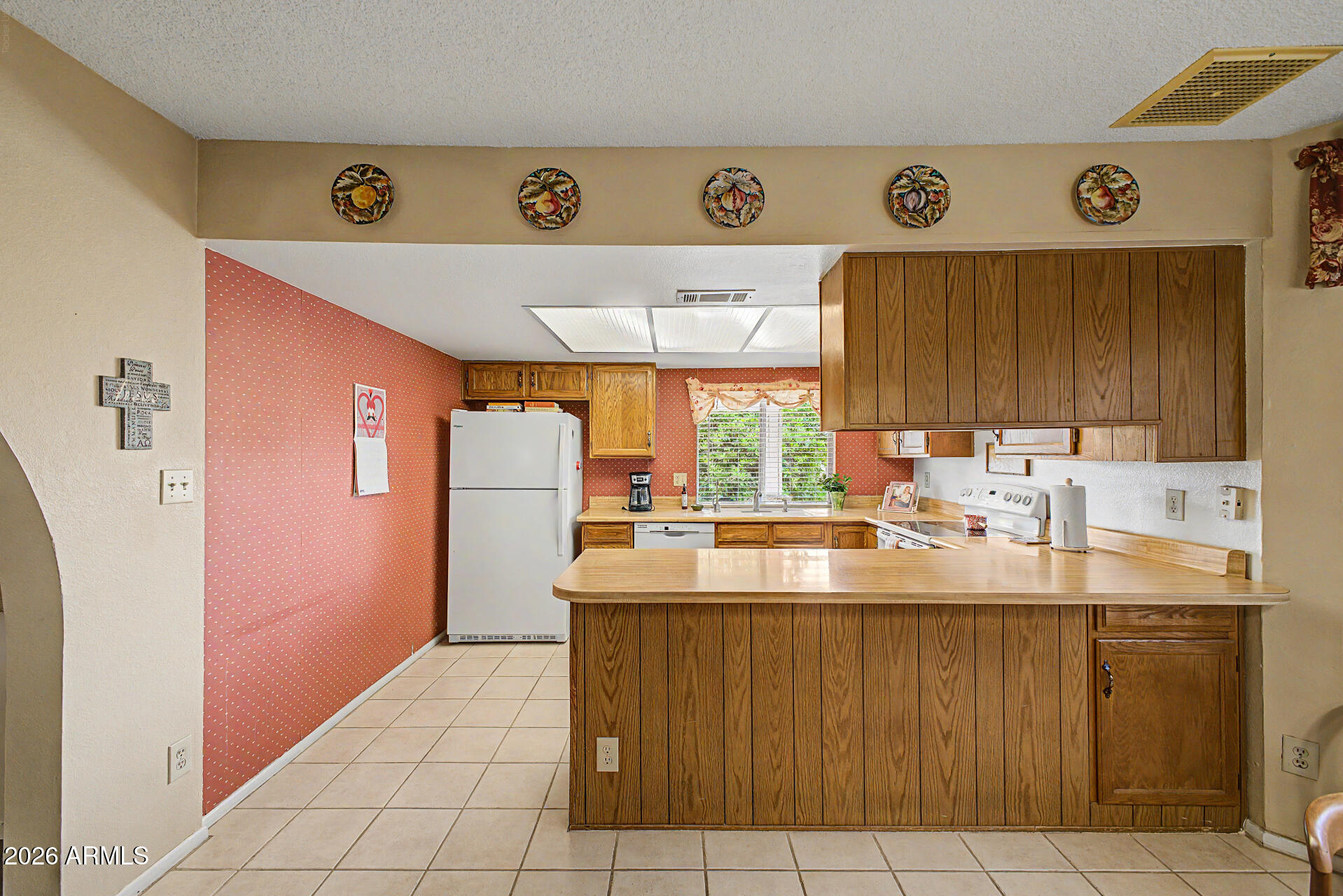 1327 W STOTTLER Drive