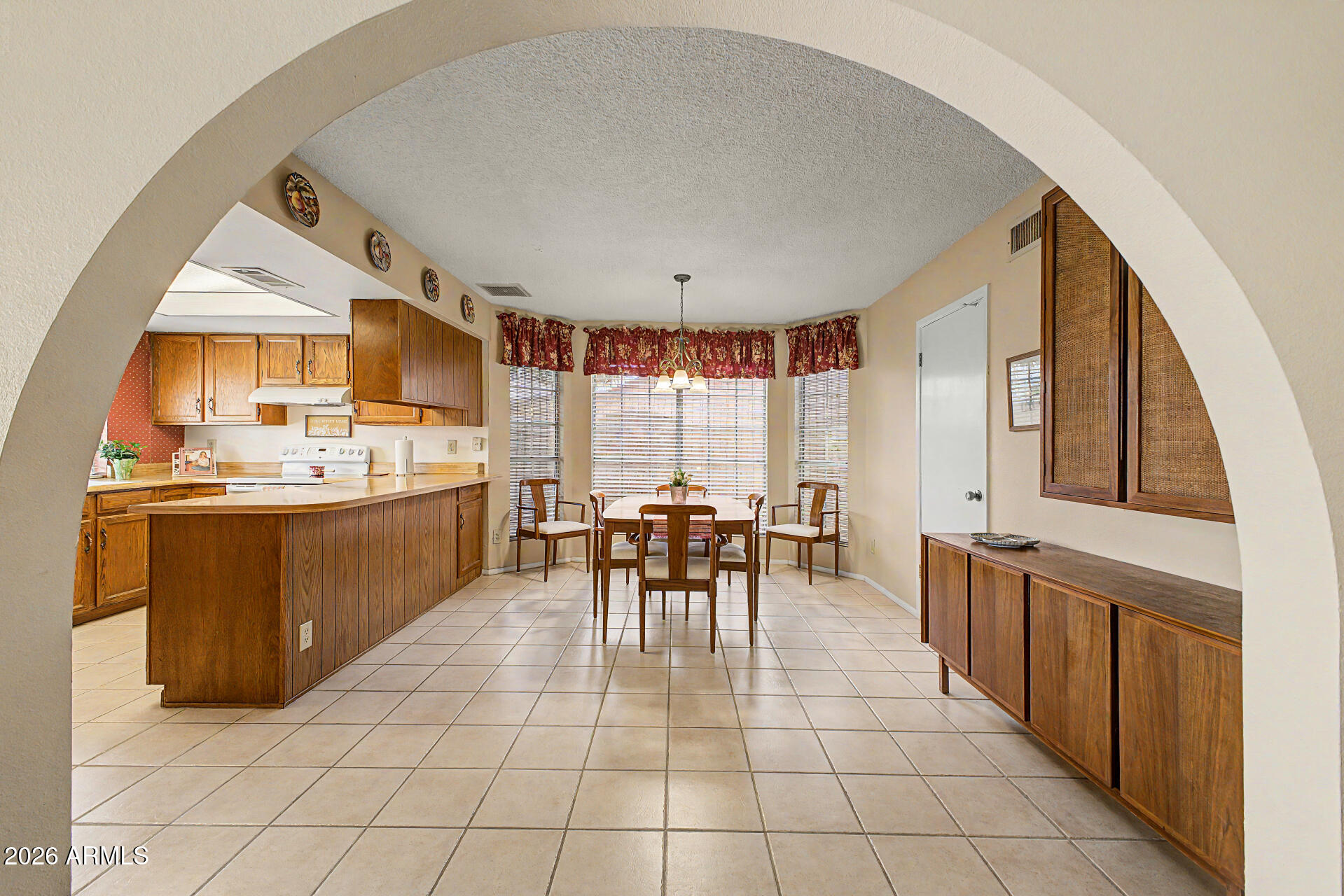 1327 W STOTTLER Drive