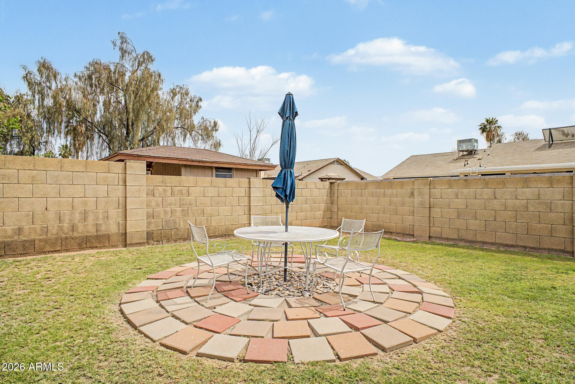 1327 W STOTTLER Drive