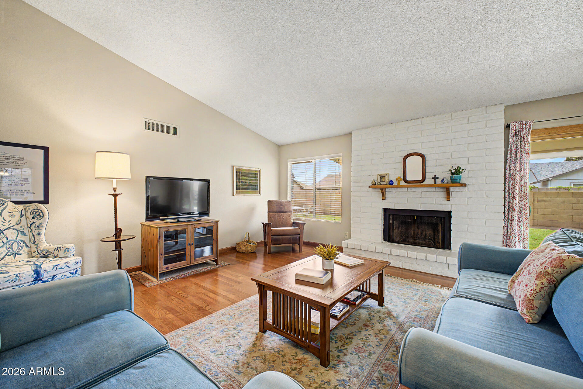 1327 W STOTTLER Drive
