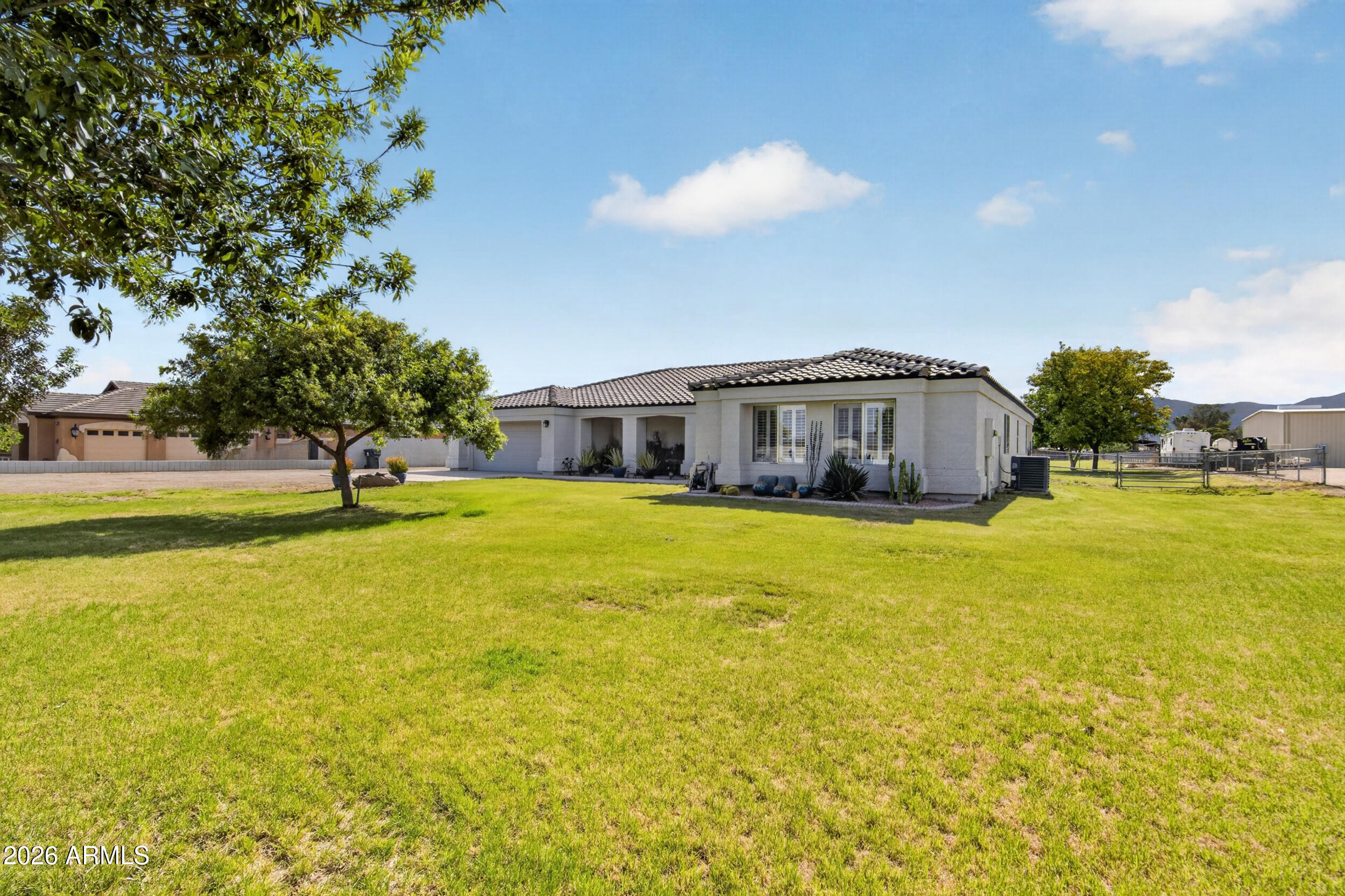 6832 N CITRUS Road