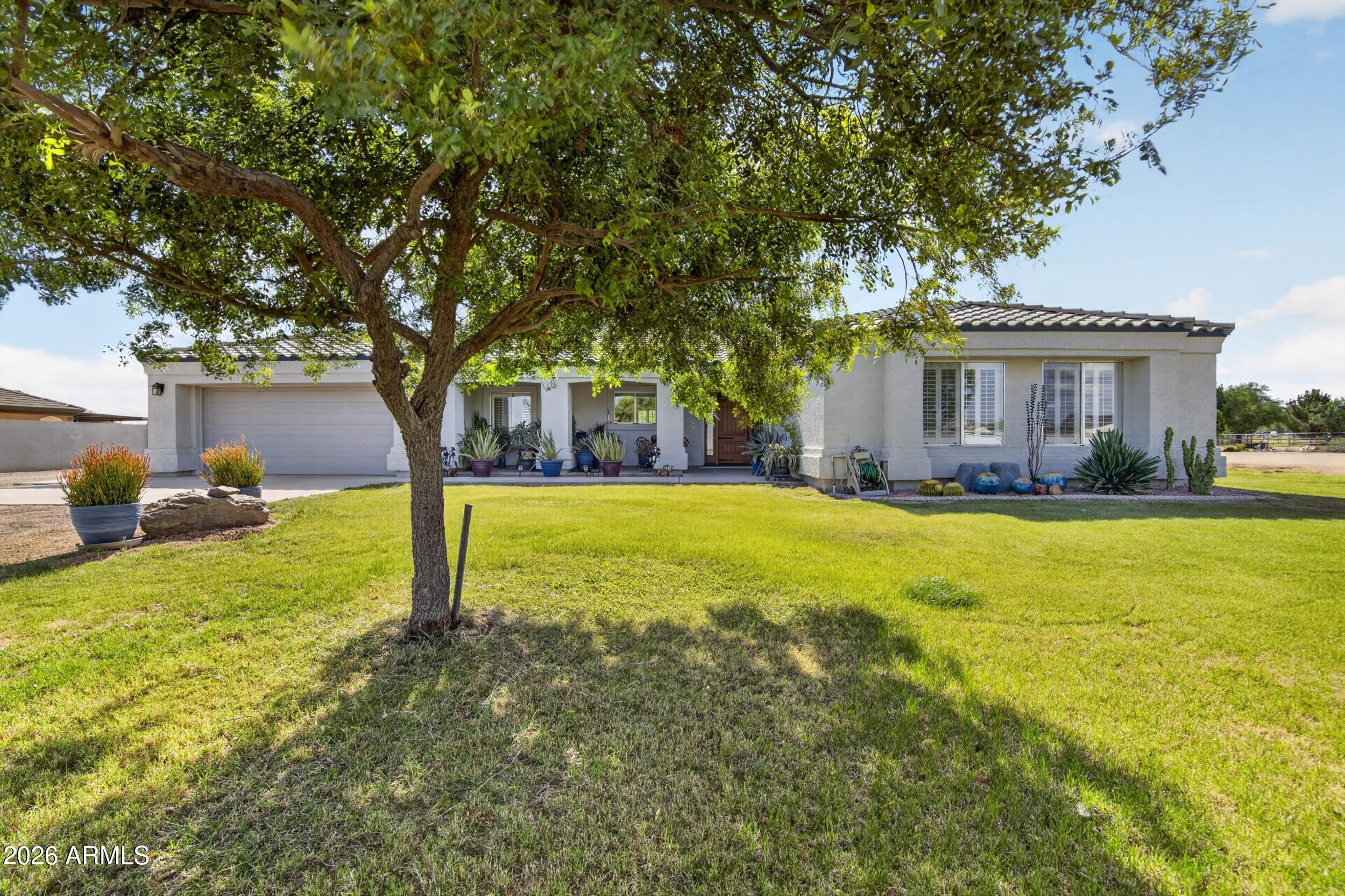 6832 N CITRUS Road