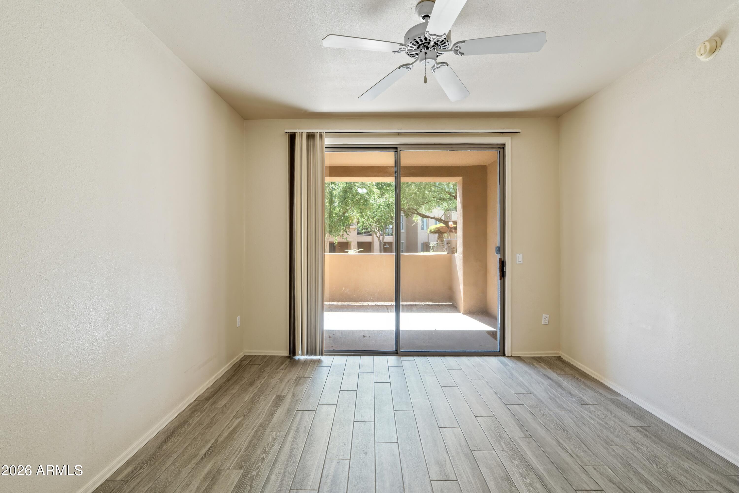 20100 N 78TH Place 1110