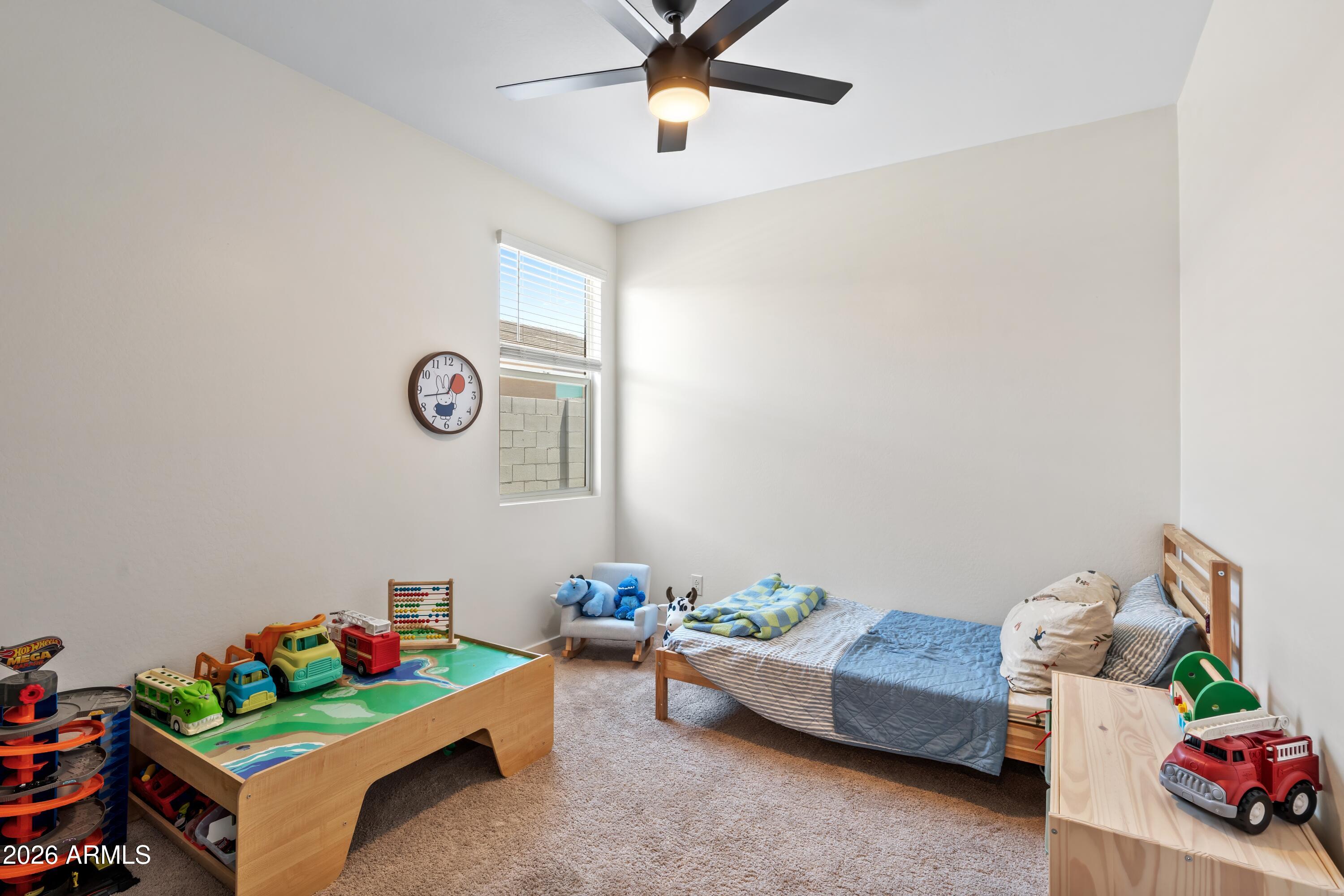 3297 E LUNA Drive
