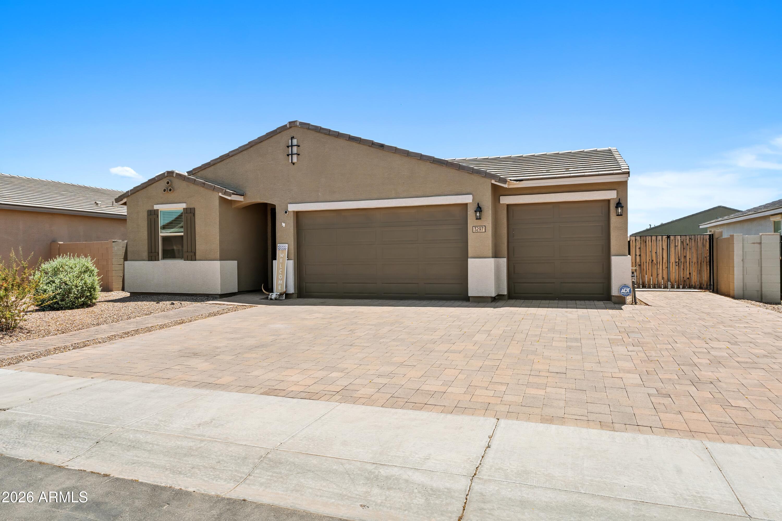 3297 E LUNA Drive