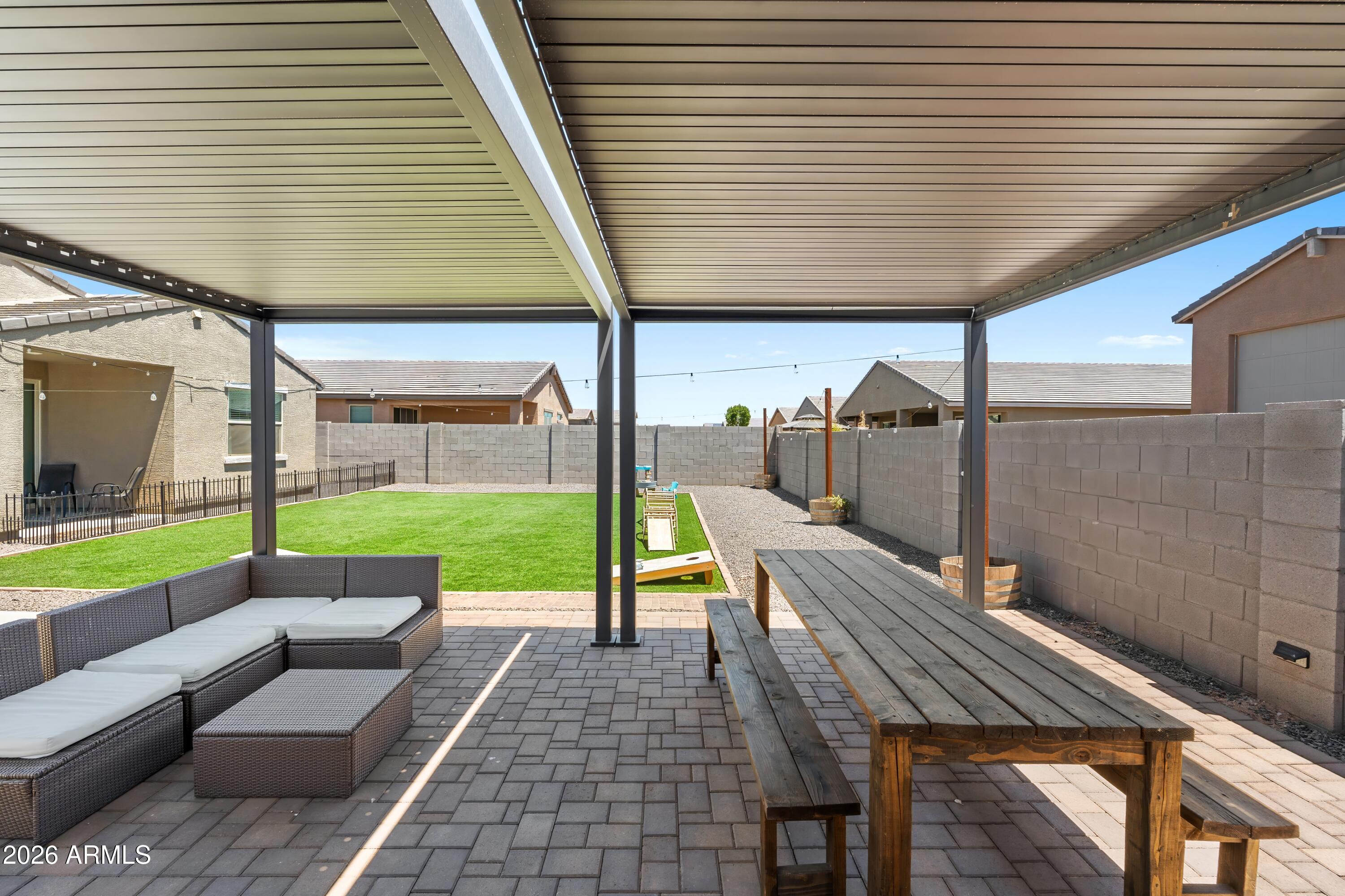 3297 E LUNA Drive